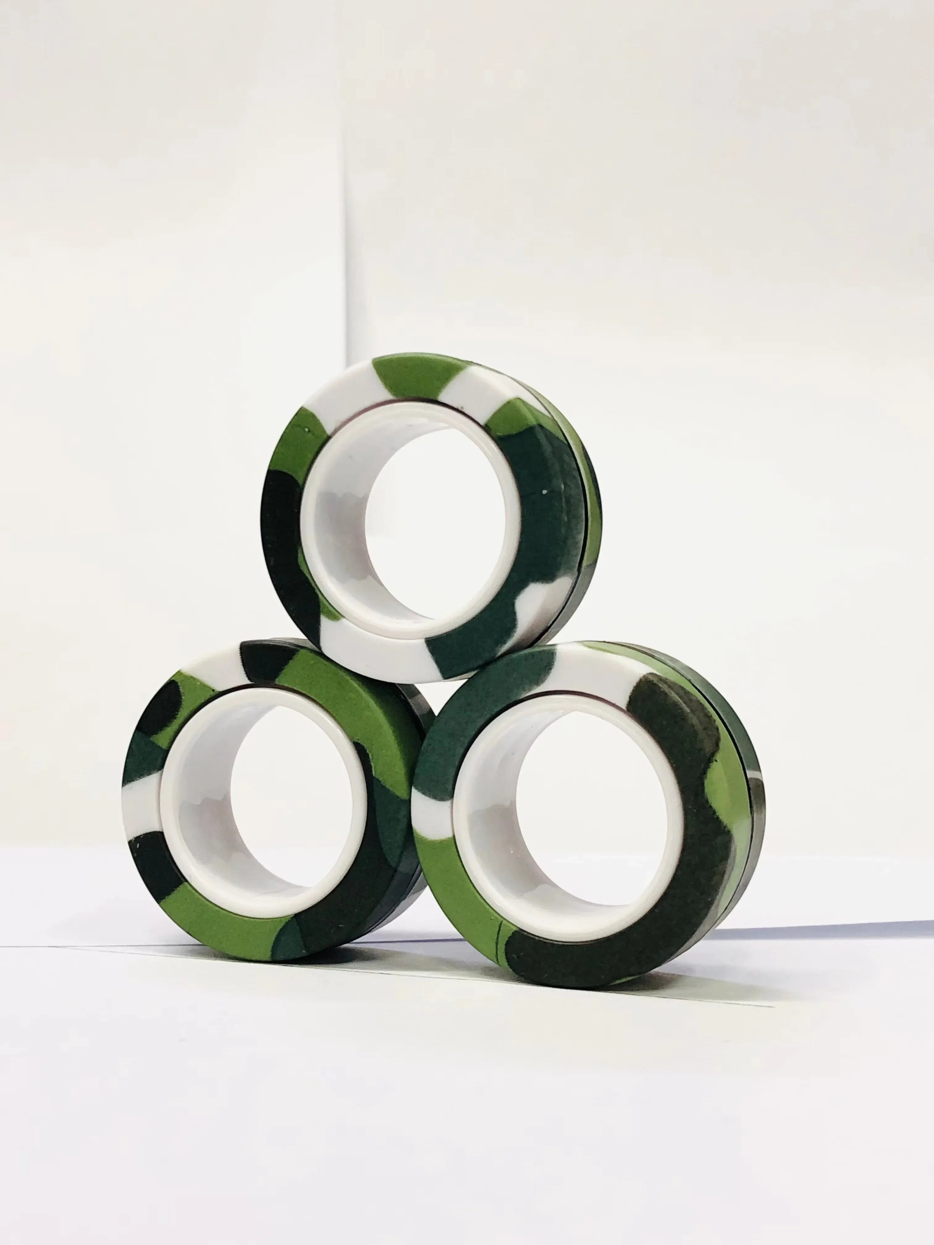 Magnetic Fidget Rings Set 3Pcs Stress Relief Spinner Army Green - Tophatter Daily Deals