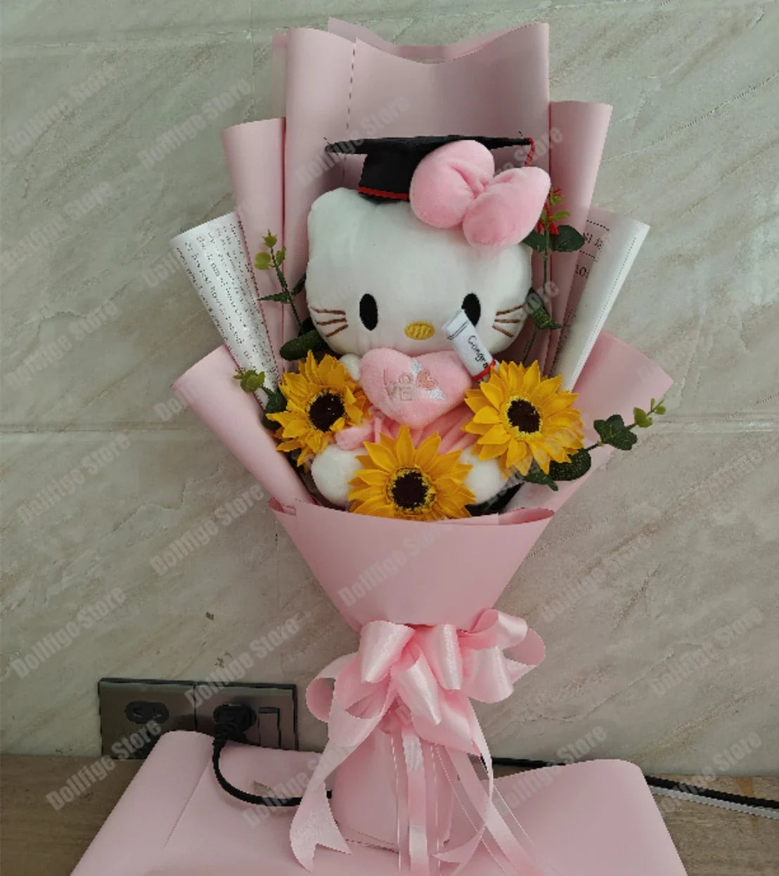 Sanrio Hello Kitty Plush Bouquet With Graduation Hats Hello Kitty Graduation Baby Pink Flowers - Tophatter Daily Deals