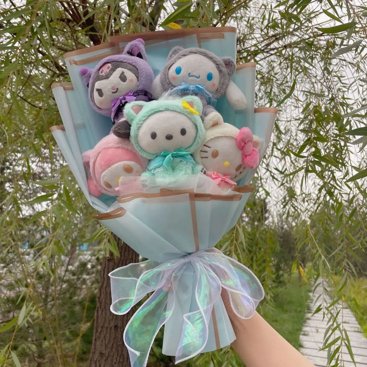 Sanrio Friends Mixed Plush Bouquet My Melody Kuromi Cinnamoroll Hello Kitty Sanrio Friends x Mermaid Blue Flowers - Tophatter Daily Deals