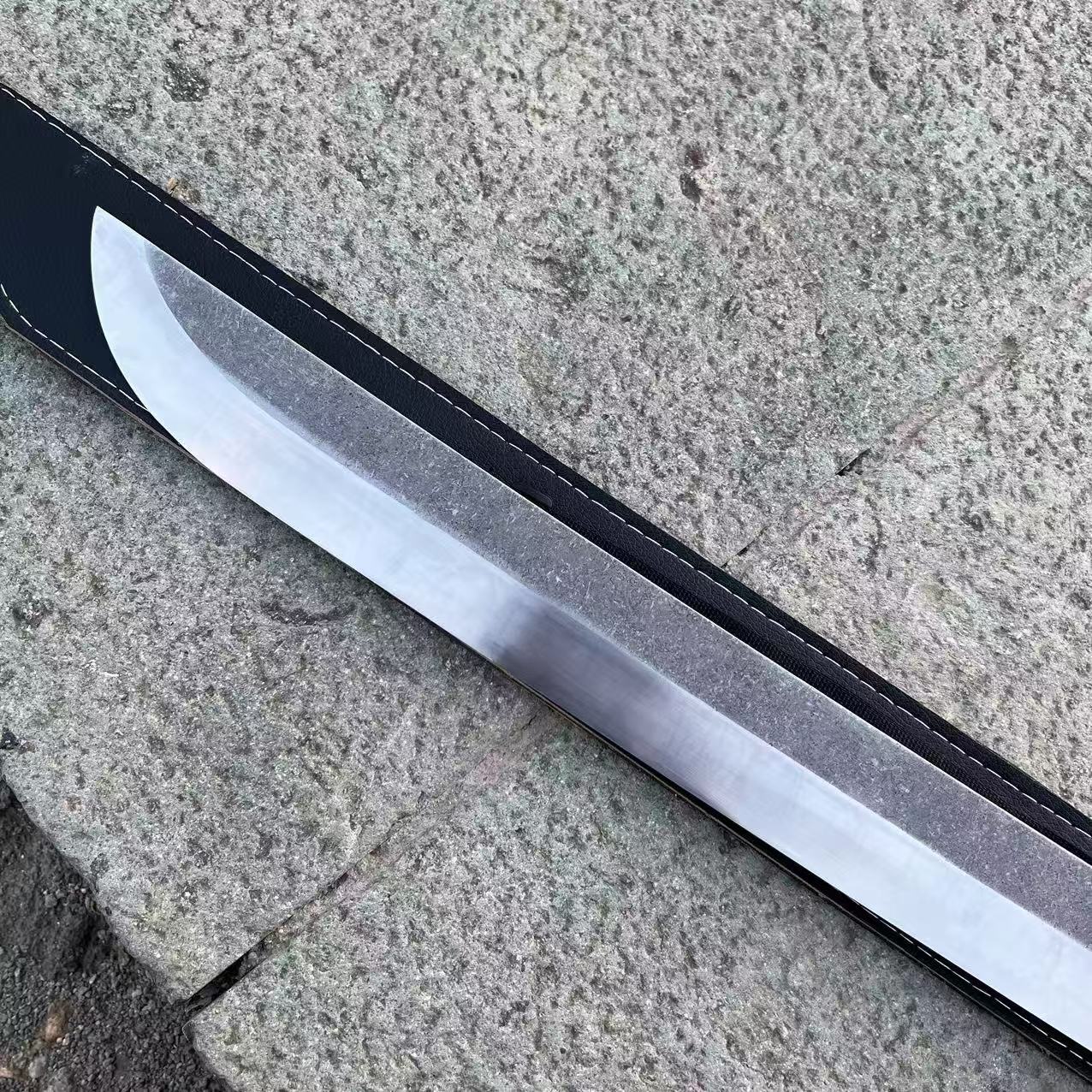 Tyrant Tactical Knife - Tophatter Daily Deals
