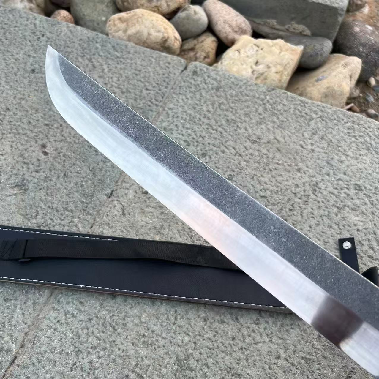 Tyrant Tactical Knife - Tophatter Daily Deals