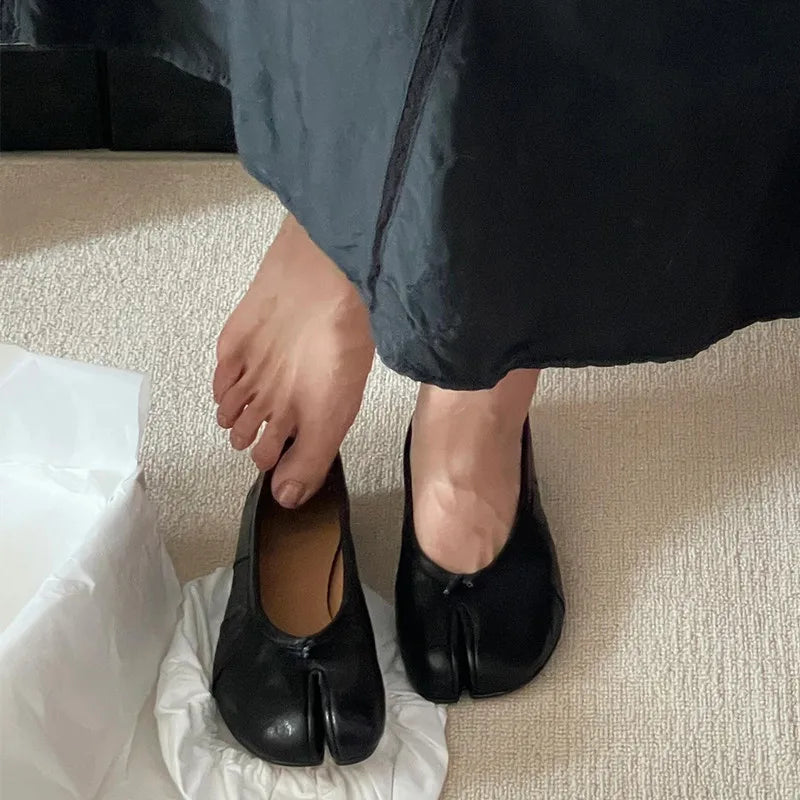 Soft Women Tabi Ballet Flats - Split Toe, Leather, Casual - Tophatter Daily Deals