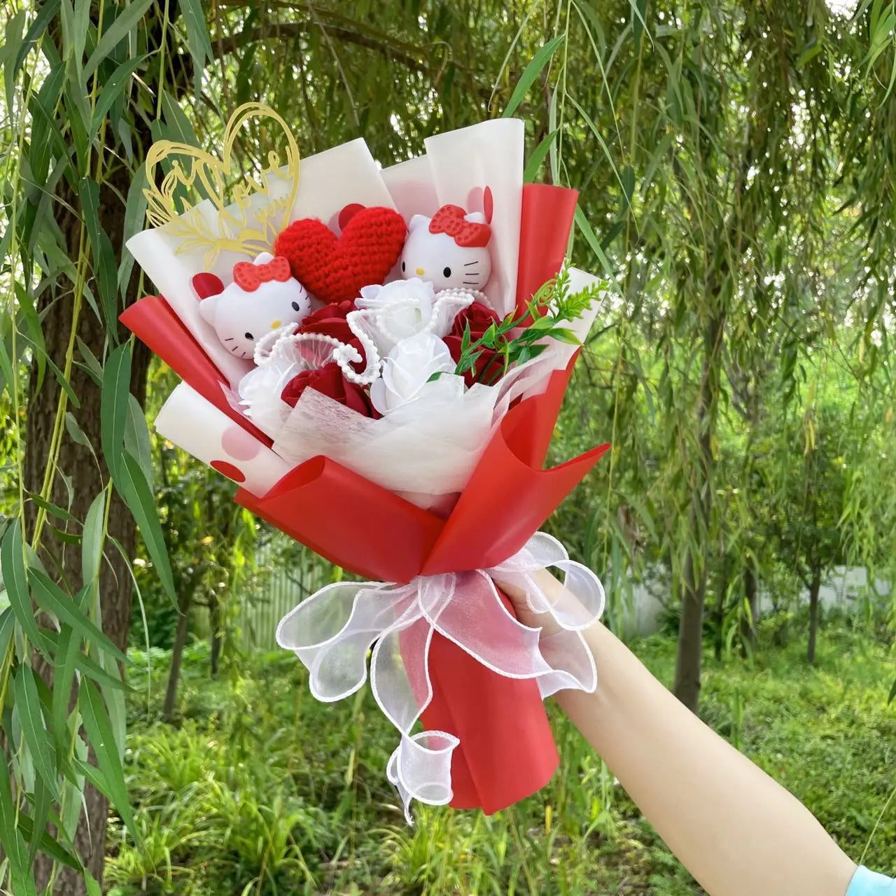 Sanrio Hello Kitty Plush Bouquet Flowers Red x White Flowers - Tophatter Daily Deals