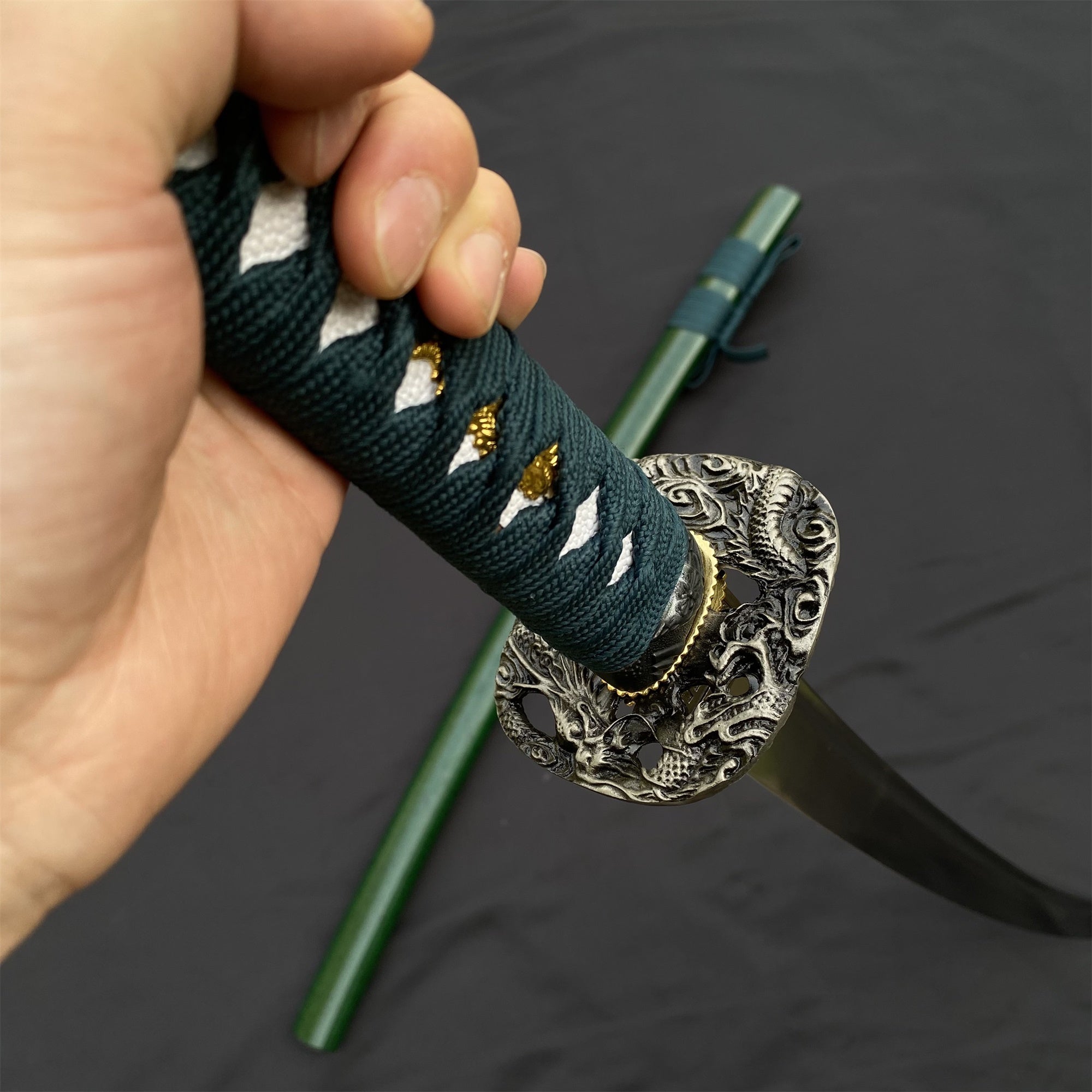 Japanese Samurai Katana-Green Dragon - Tophatter Daily Deals