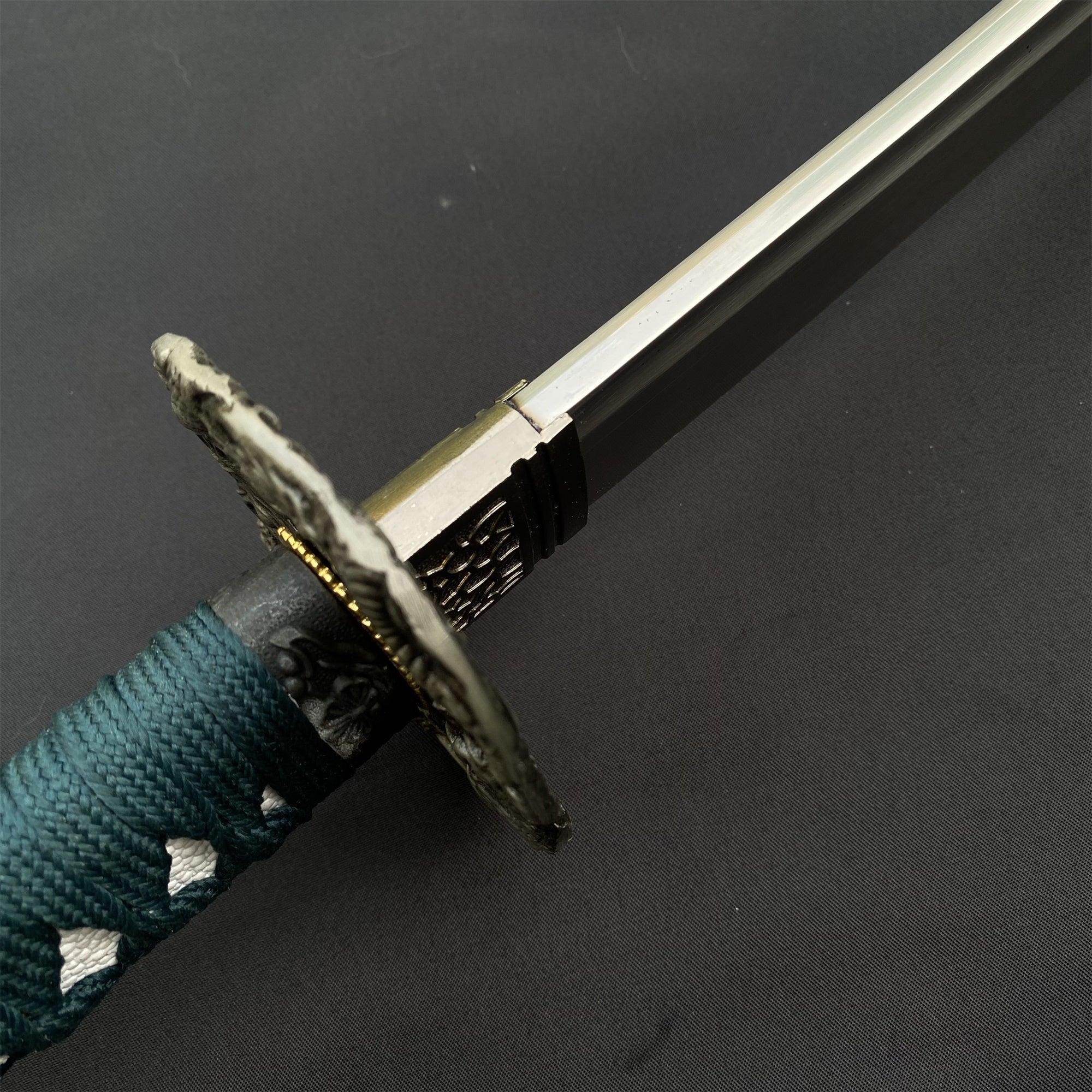 Japanese Samurai Katana-Green Dragon - Tophatter Daily Deals