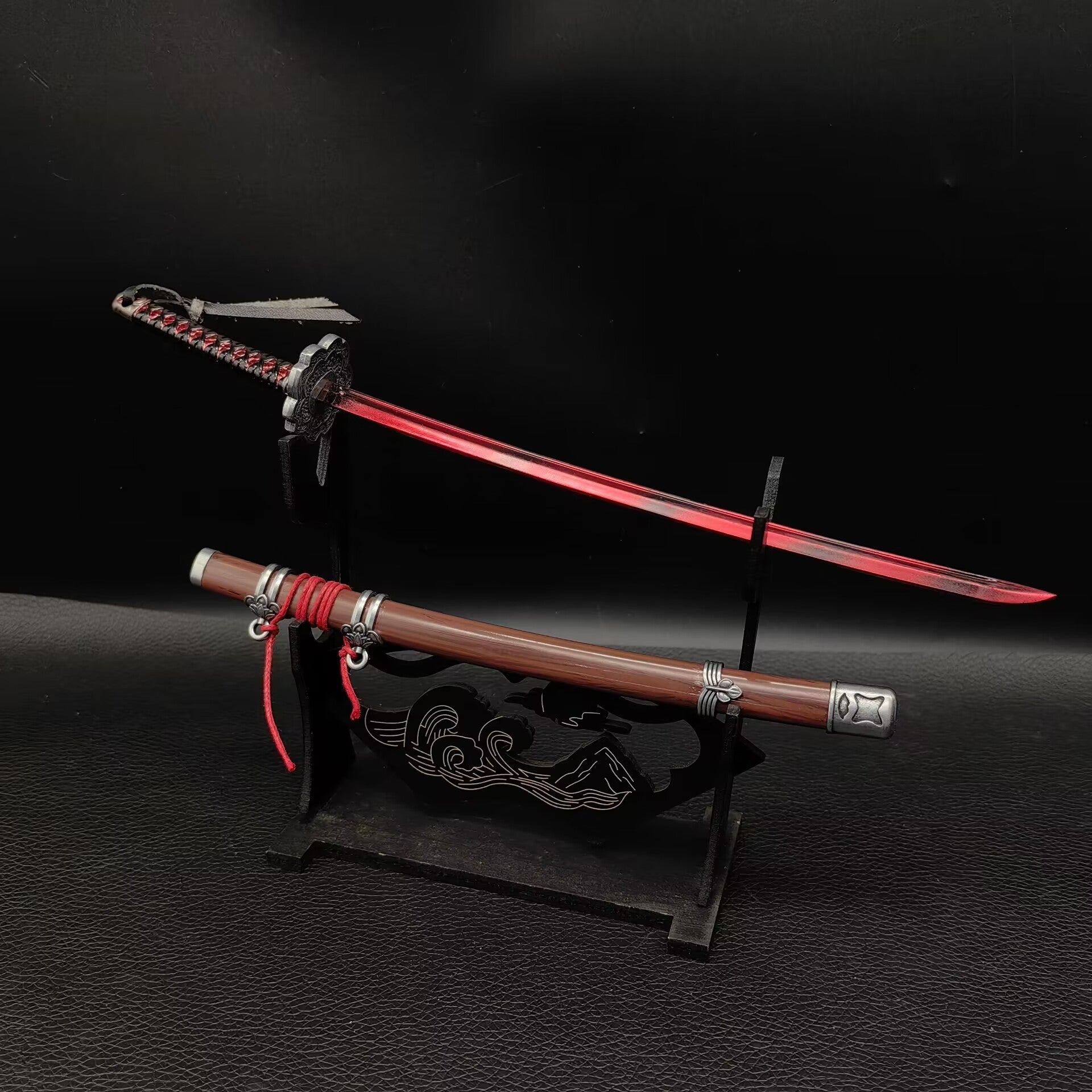 Kusabimaru Gracious Gift of Tears Open Gate Isshin Spear 4 In 1 Pack Red Mortal Blade & Stand - Tophatter Daily Deals