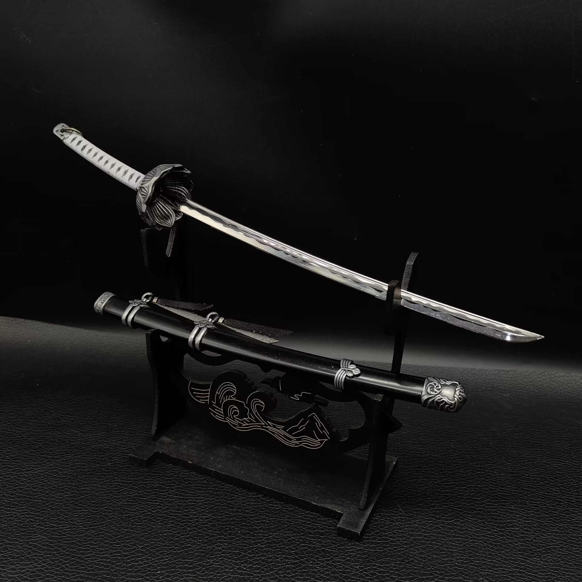 Kusabimaru Gracious Gift of Tears Open Gate Isshin Spear 4 In 1 Pack Black Mortal Blade & Stand - Tophatter Daily Deals