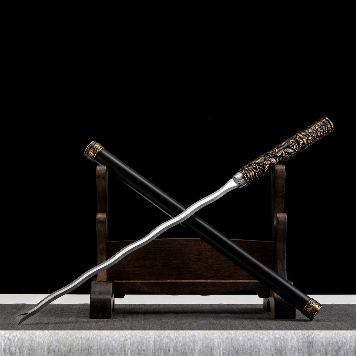 Serpent Spear Staff - Tophatter Daily Deals