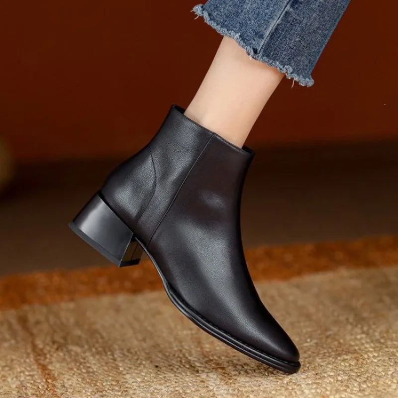 Supportive Women’s Ankle Boots - Pointed Toe Leather Office - Tophatter Daily Deals