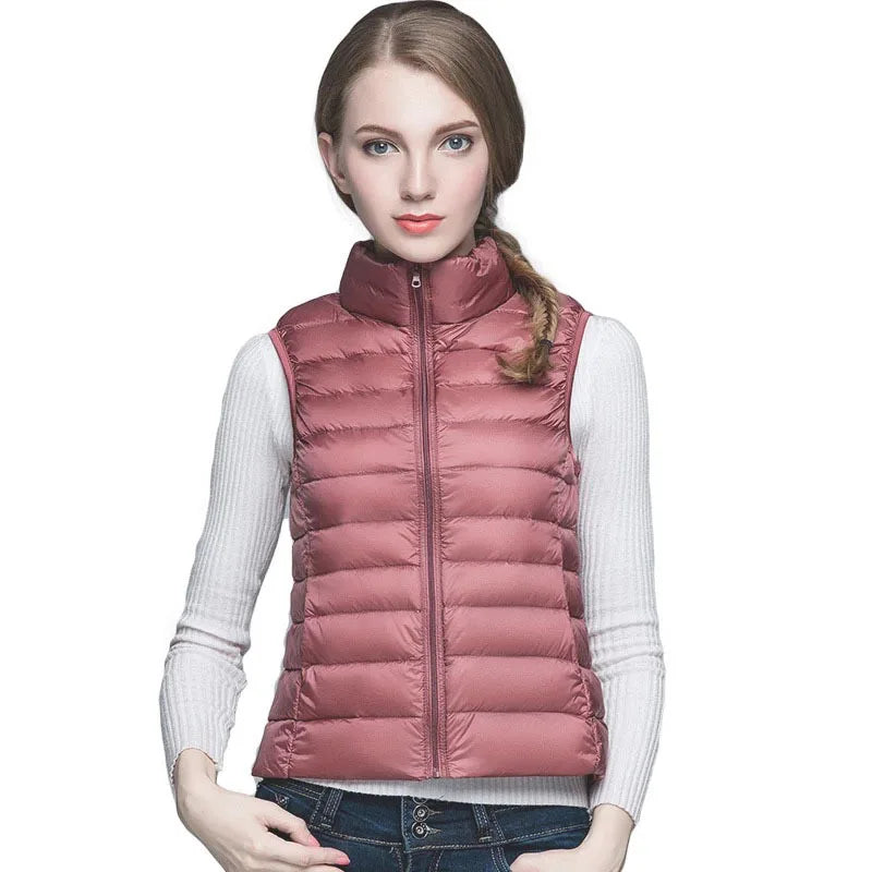 Lightweight Women's Sleeveless Vest - Quilted Nylon, Warm - Tophatter Daily Deals