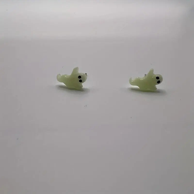 Silver S925 Luminous Ghost Stud Earrings, Glow in the Dark, Fun Design, Unisex, Lightweight, No Feather, for Halloween, Easter, General Use & Day of the Dead - Use Without Electricity - Tophatter Daily Deals