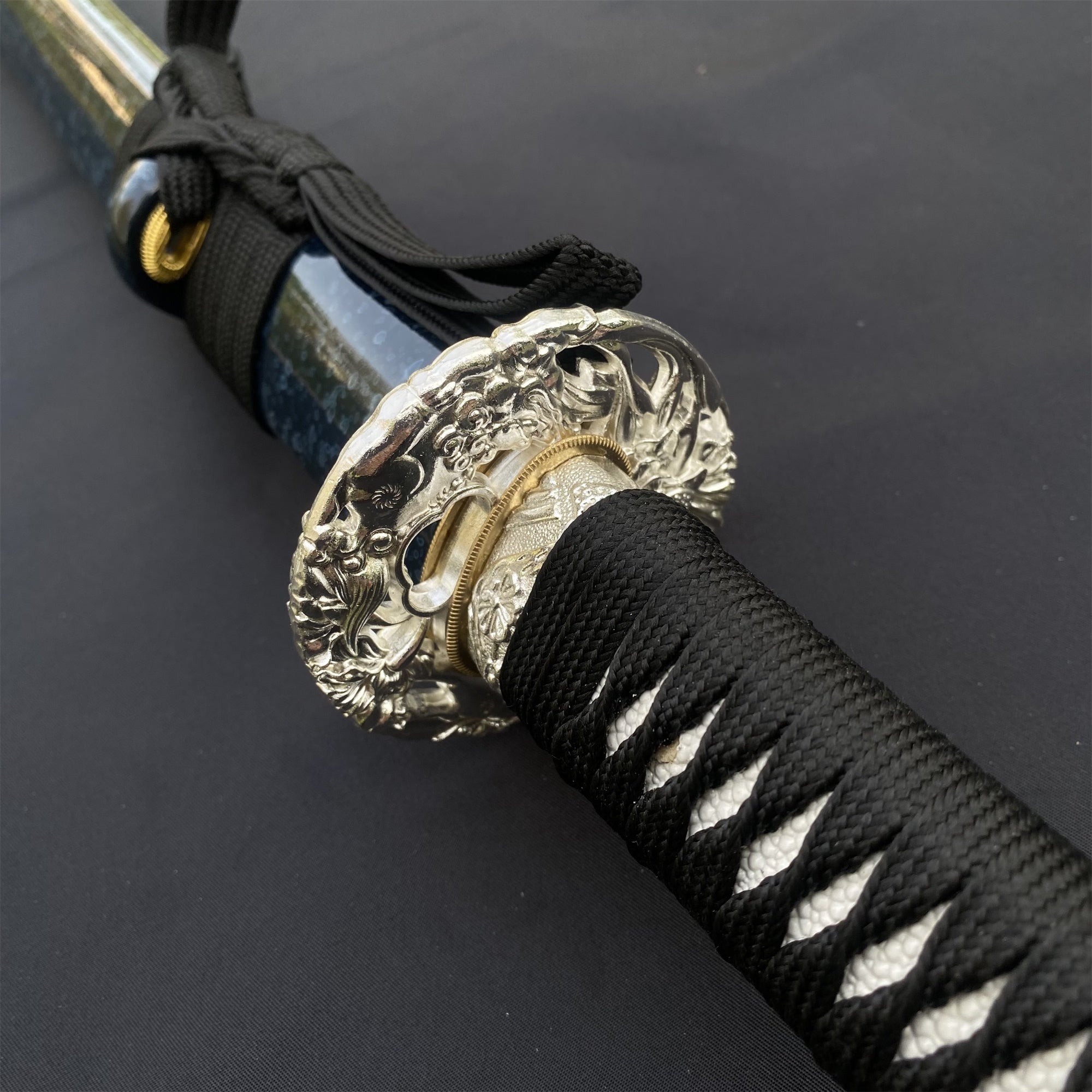 Traditional Samurai Katana Japanese Sword-Brave Troops - Tophatter Daily Deals