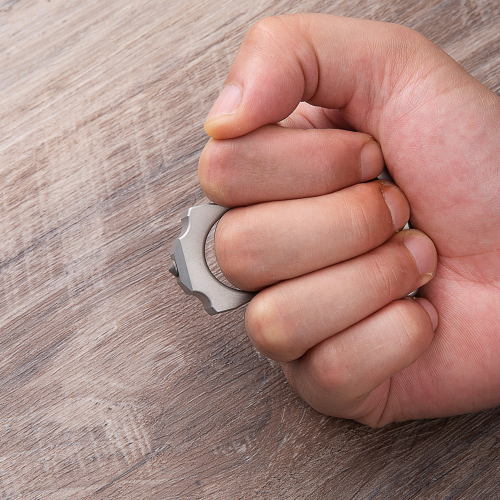 Full Stainless Steel Single Finger Knuckle Duster Brass Knuckles - Tophatter Daily Deals