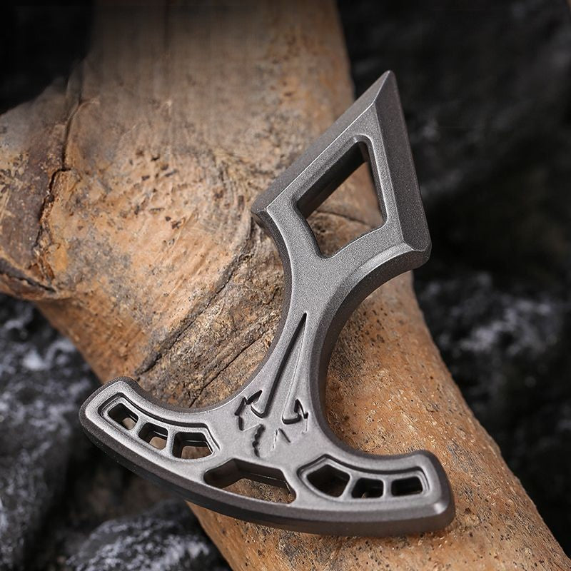 HX4987 Zinc Alloy Single Spiked Knuckles Brass Knuckles - Tophatter Daily Deals