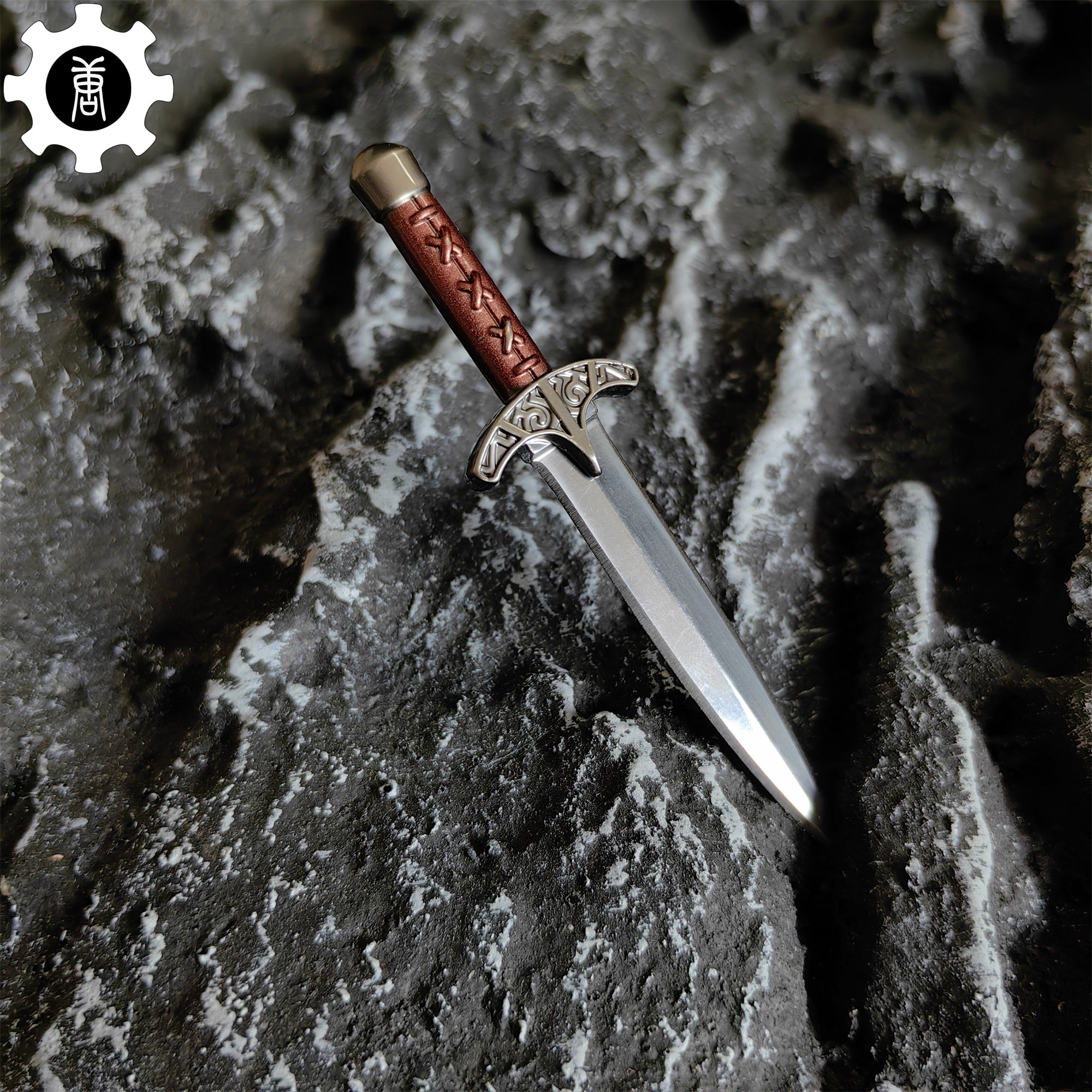 Skyrim Steel Dagger Mini Metal Replica EDC Knife - Tophatter Daily Deals