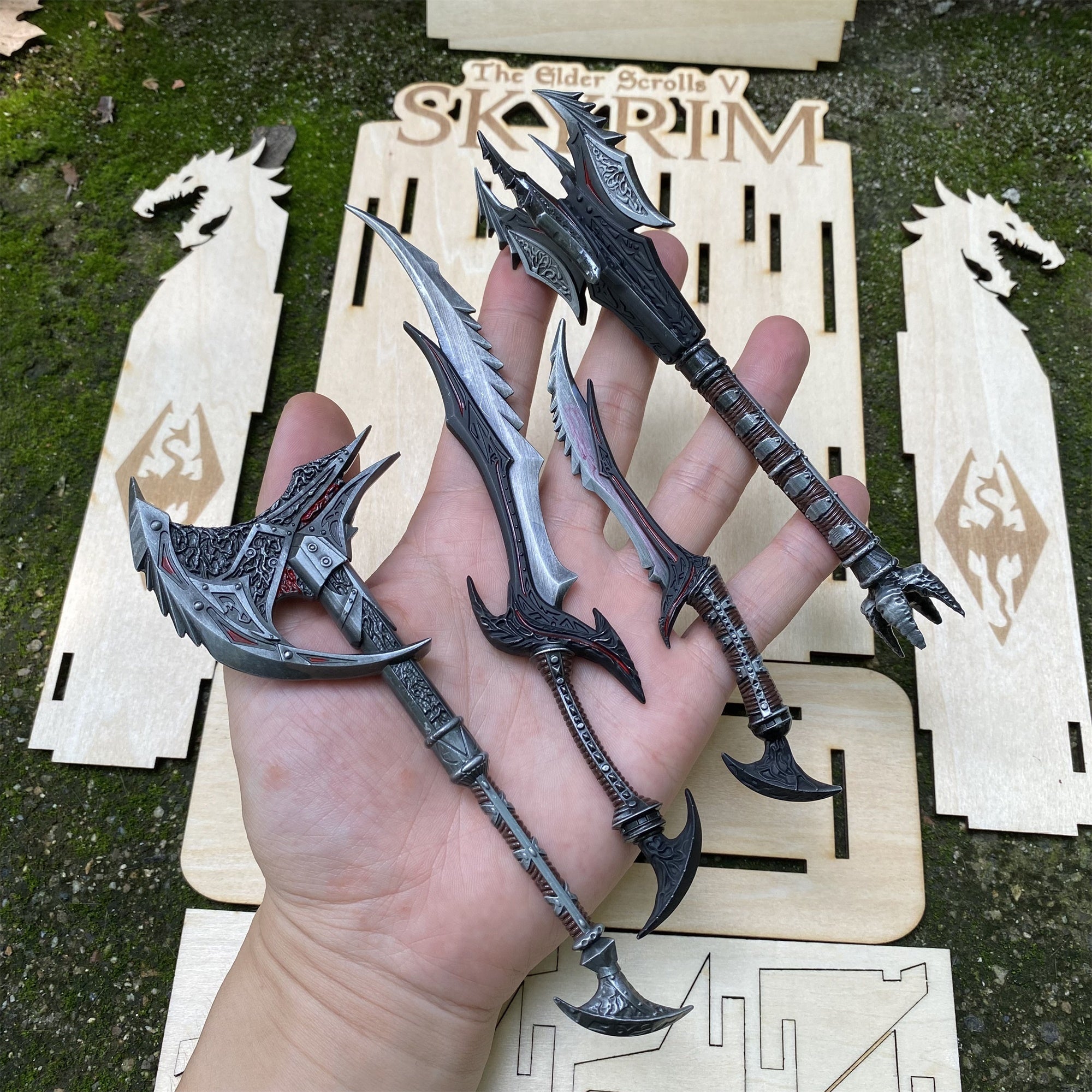 Skyrim One-Hand Daedric Weapons With 3D Wooden Stand - Tophatter Daily Deals