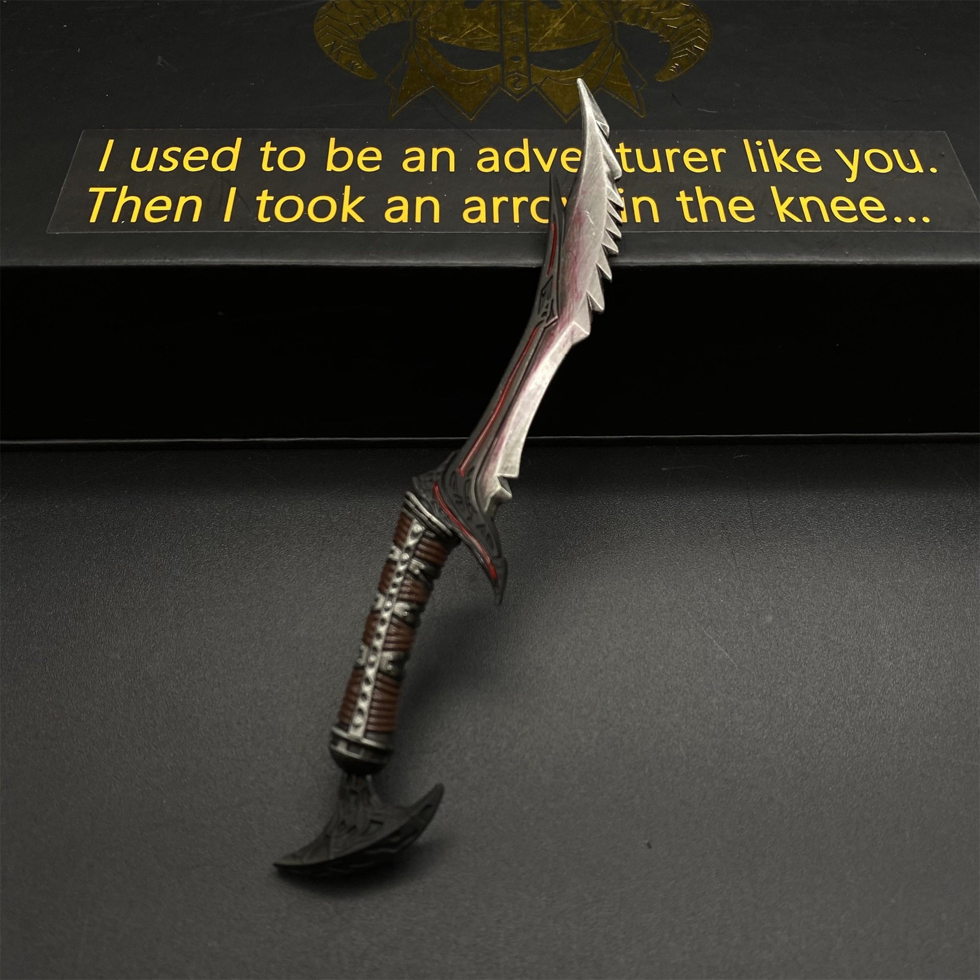1/6 Scale Skyrim Daedric Weapon Metal Crafts For Collection - Tophatter Daily Deals