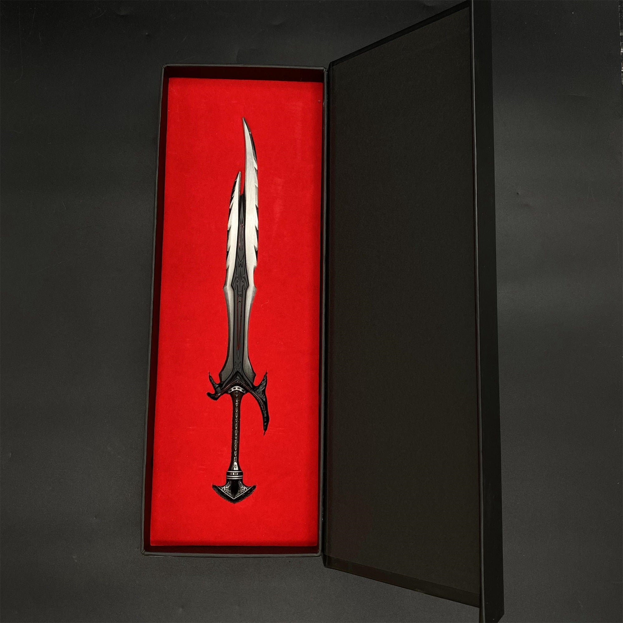1/6 Scale Skyrim Daedric Weapon Metal Crafts For Collection Daedric Greatsword - Tophatter Daily Deals