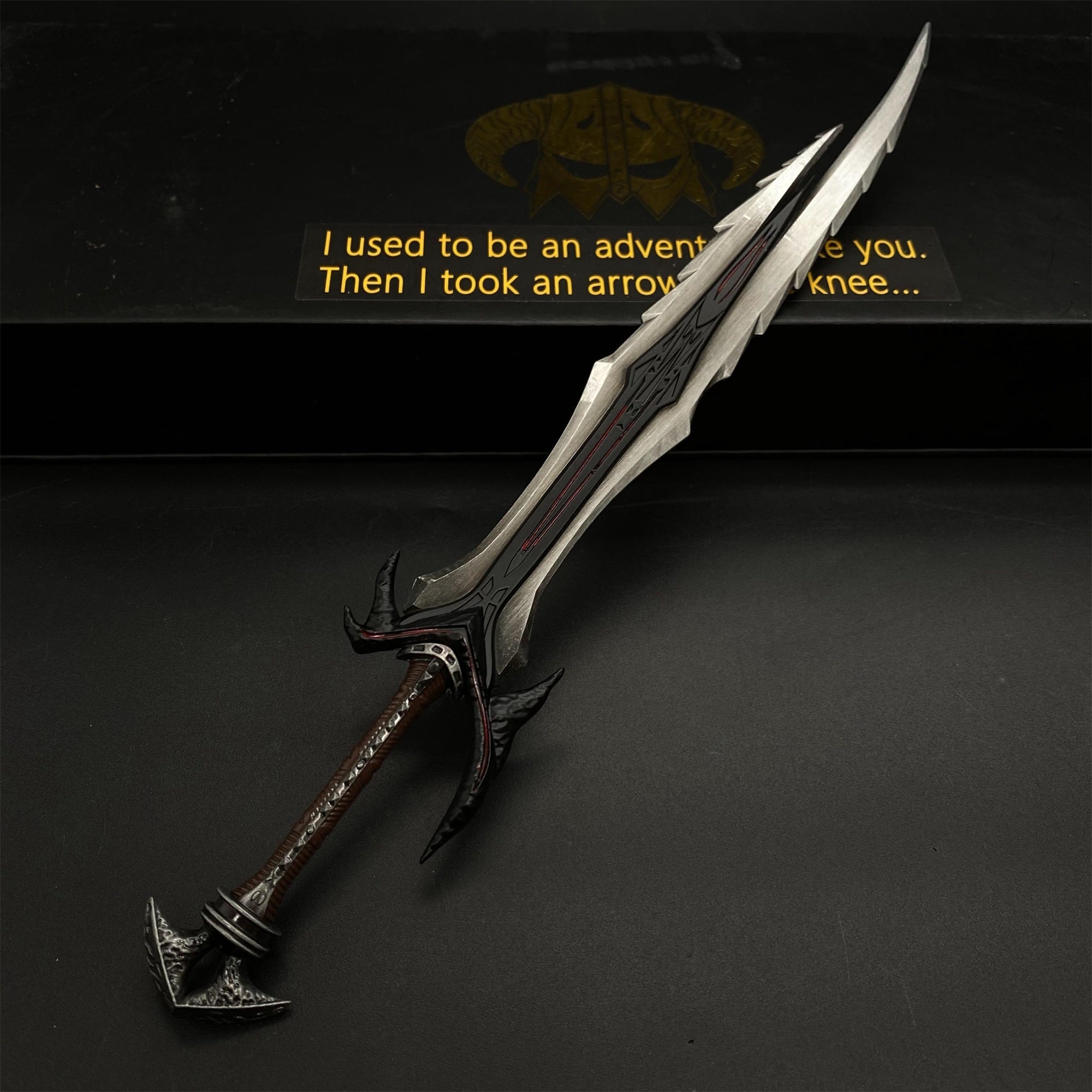 1/6 Scale Skyrim Daedric Weapon Metal Crafts For Collection - Tophatter Daily Deals