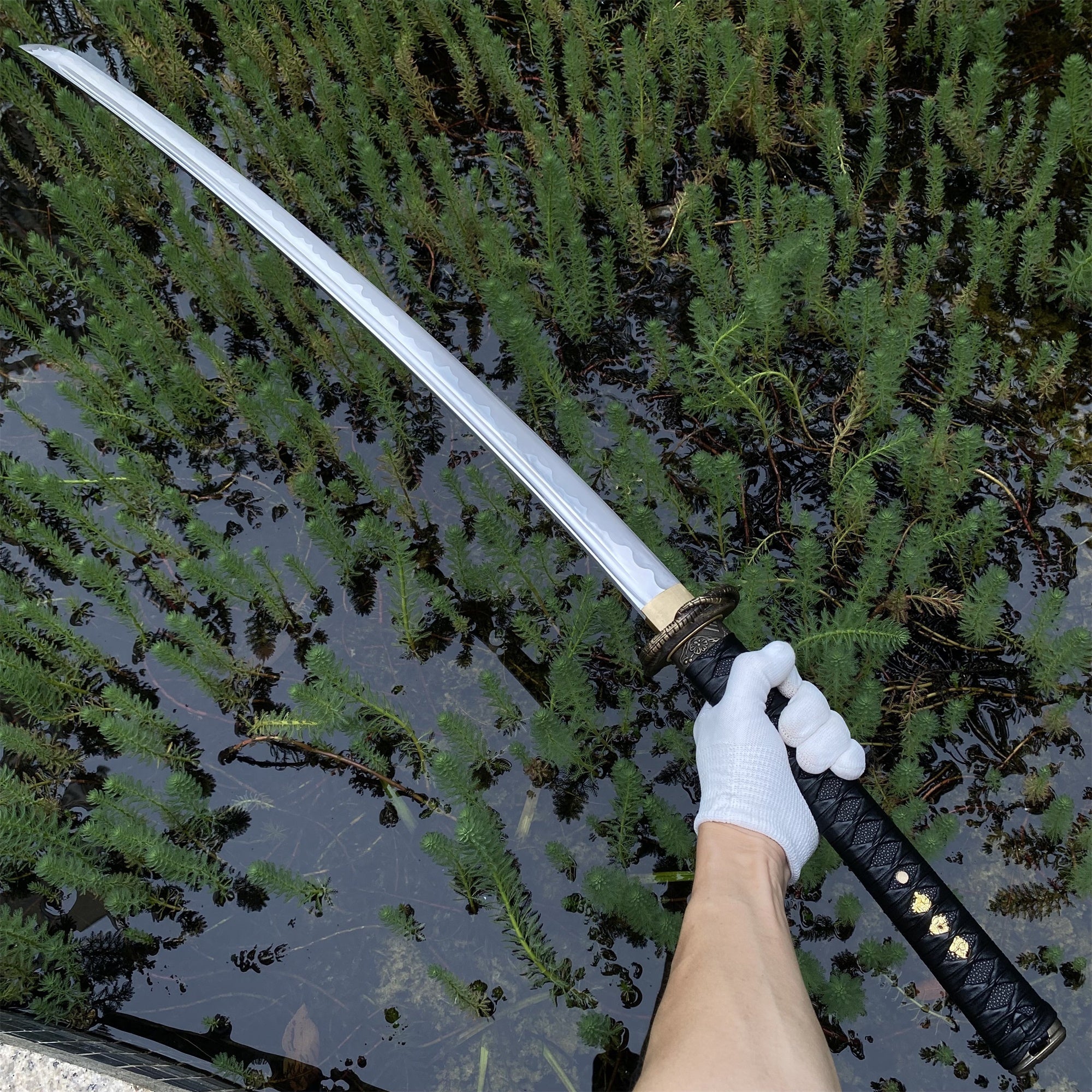 Skyrim Katana Blade Sword Akaviri Sword Manganese Steel IRL Replica - Tophatter Daily Deals