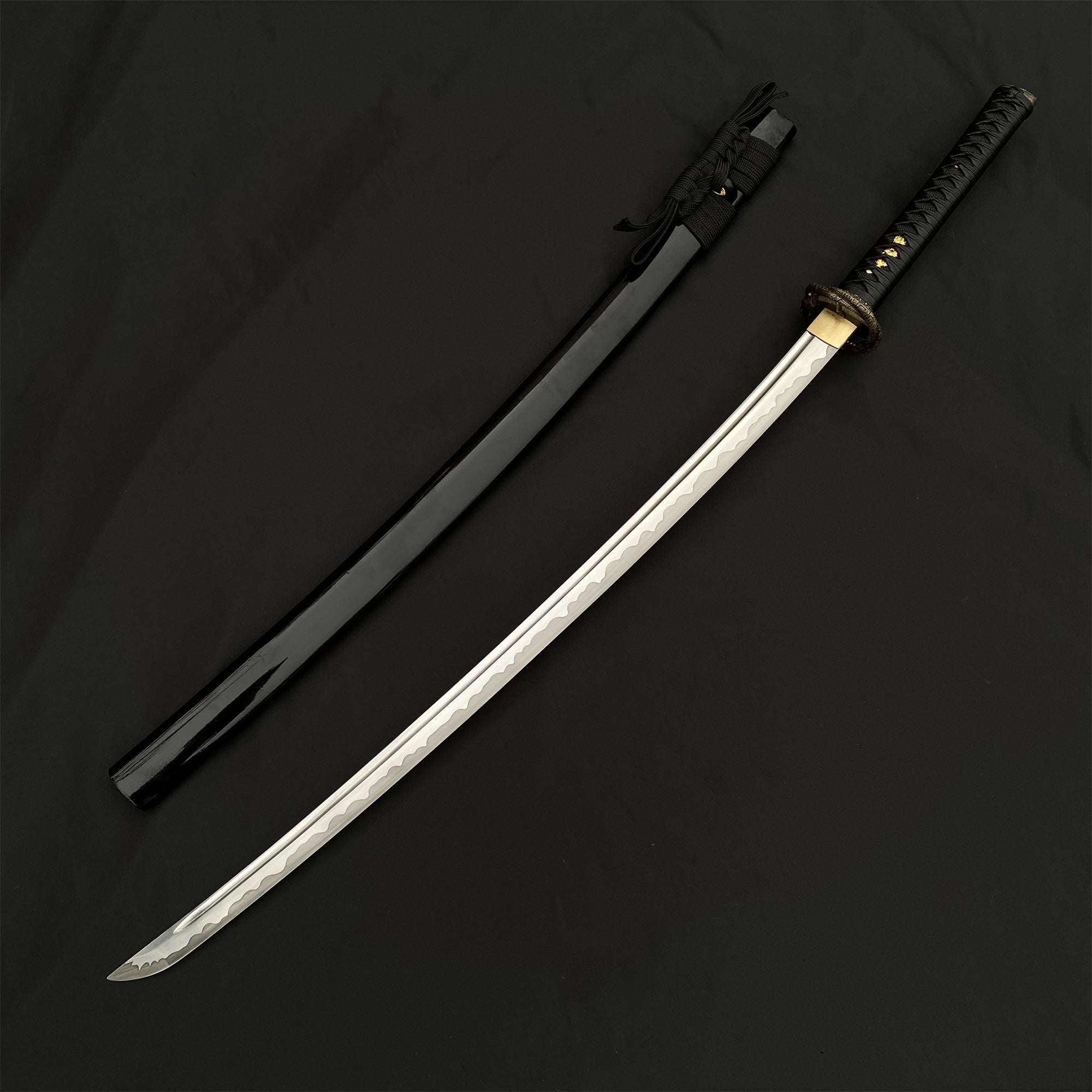 Skyrim Katana Blade Sword Akaviri Sword Manganese Steel IRL Replica - Tophatter Daily Deals