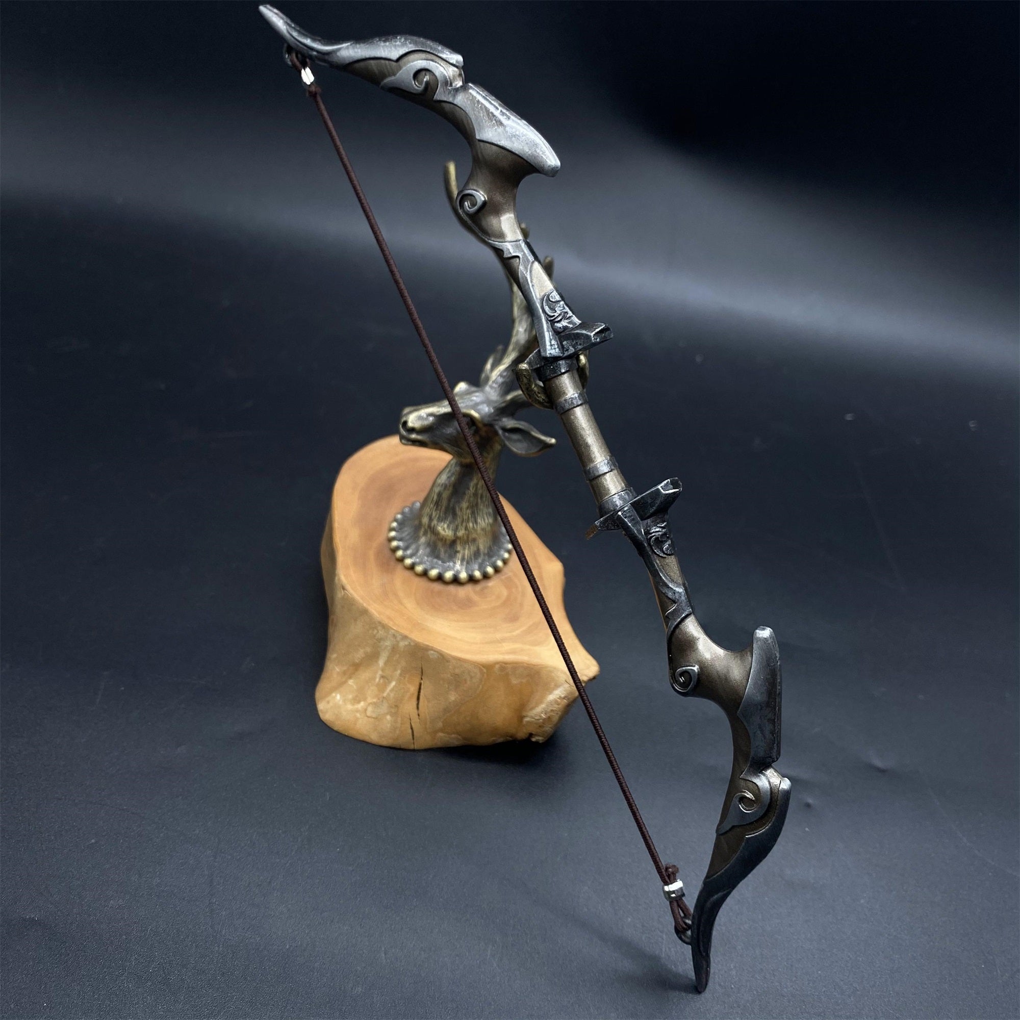 Skyrim Nightingale Bow Metal Miniature - Tophatter Daily Deals