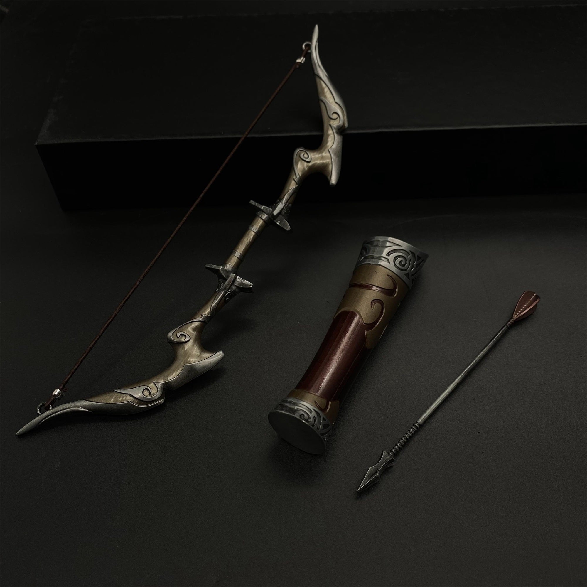 Skyrim Nightingale Bow Metal Miniature - Tophatter Daily Deals