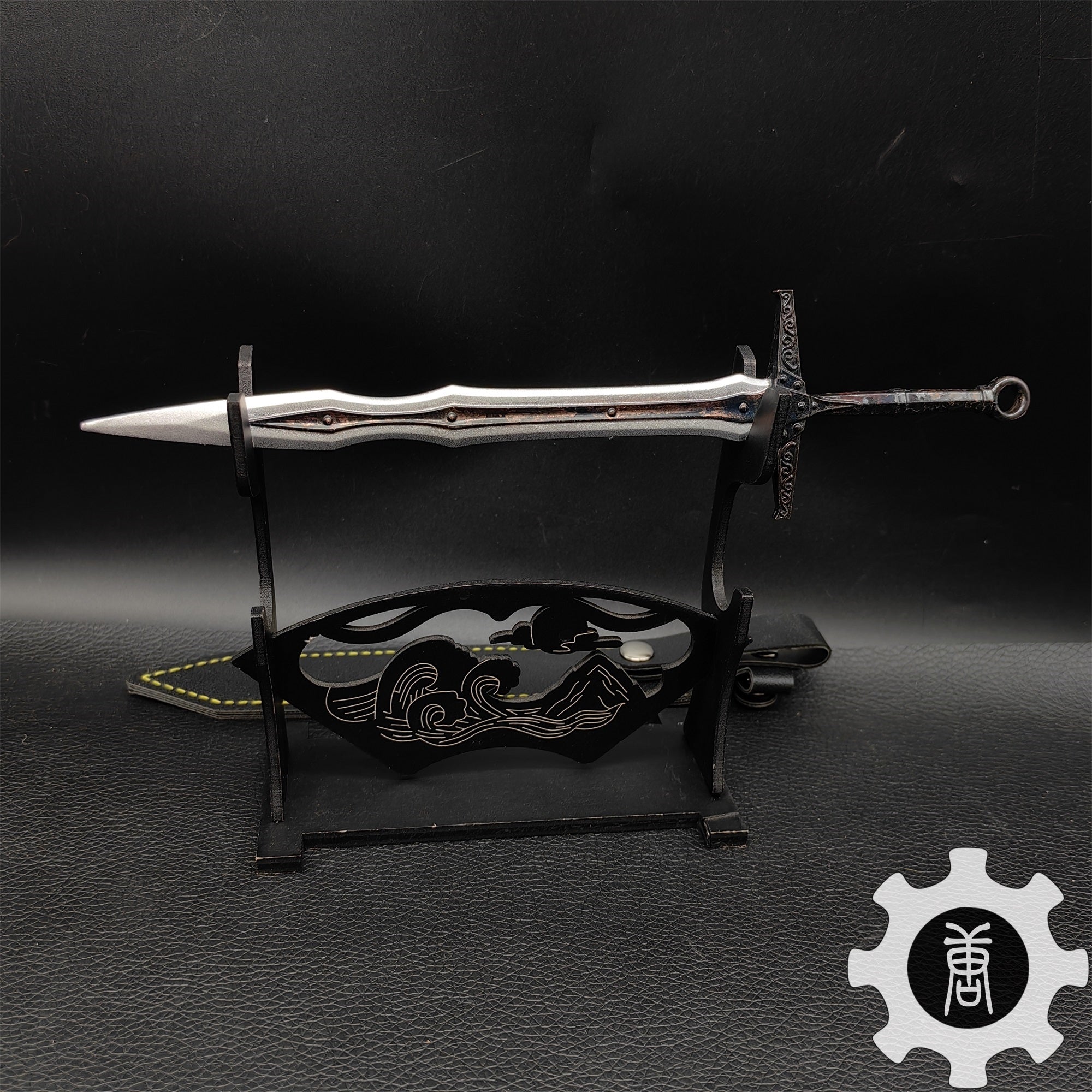 Skyrim Dragonborn Special Game Weapon Props 10 In 1 Pack Dragon Bone Sword & Stand - Tophatter Daily Deals