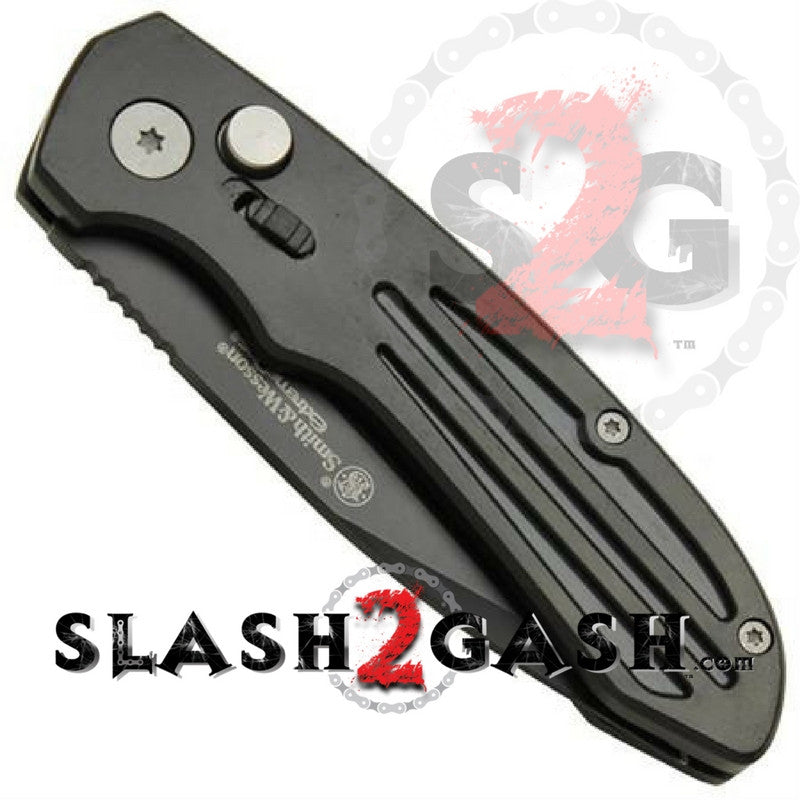 Smith & Wesson Extreme Ops Black Automatic Knife - Tanto Serrated SW50BTS Knife-Auto - Tophatter Daily Deals