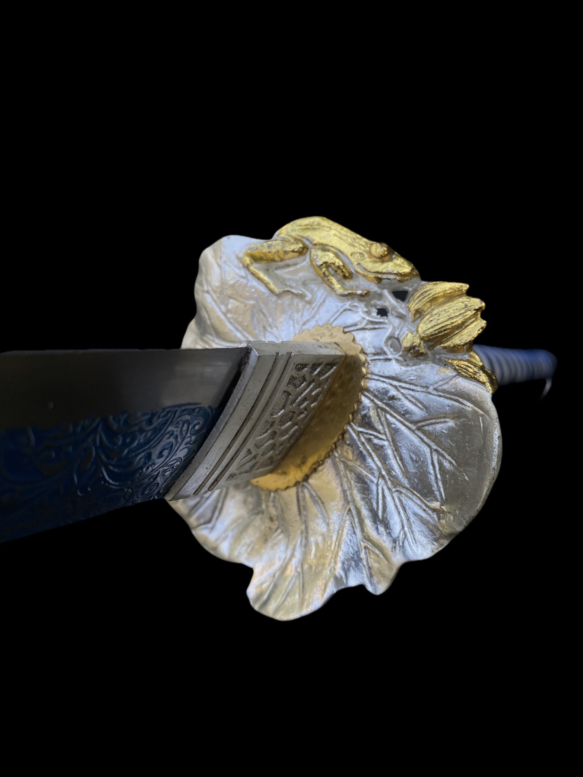 Cool Japanese Samurai Katana - Frog Tsuba - Tophatter Daily Deals