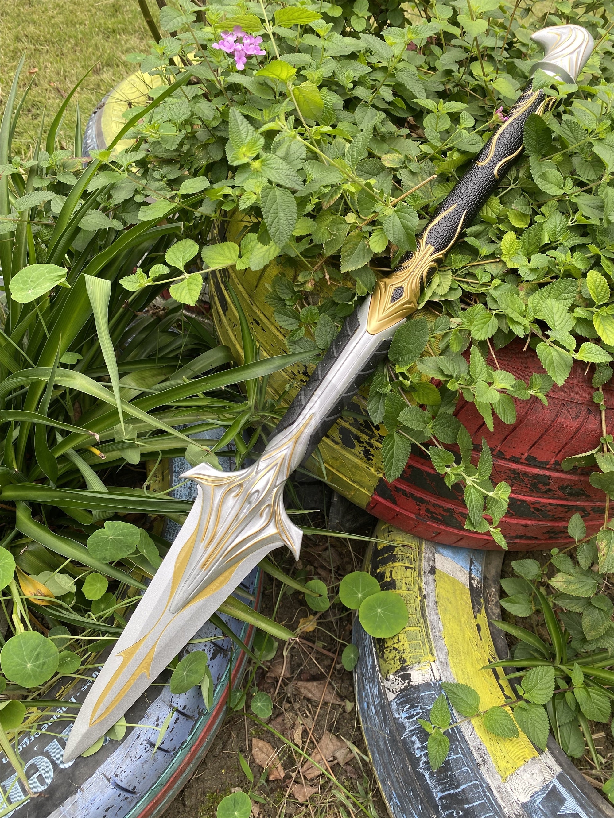 Spear of Leonidas Life-size Metal Replica USA Stock - Tophatter Daily Deals