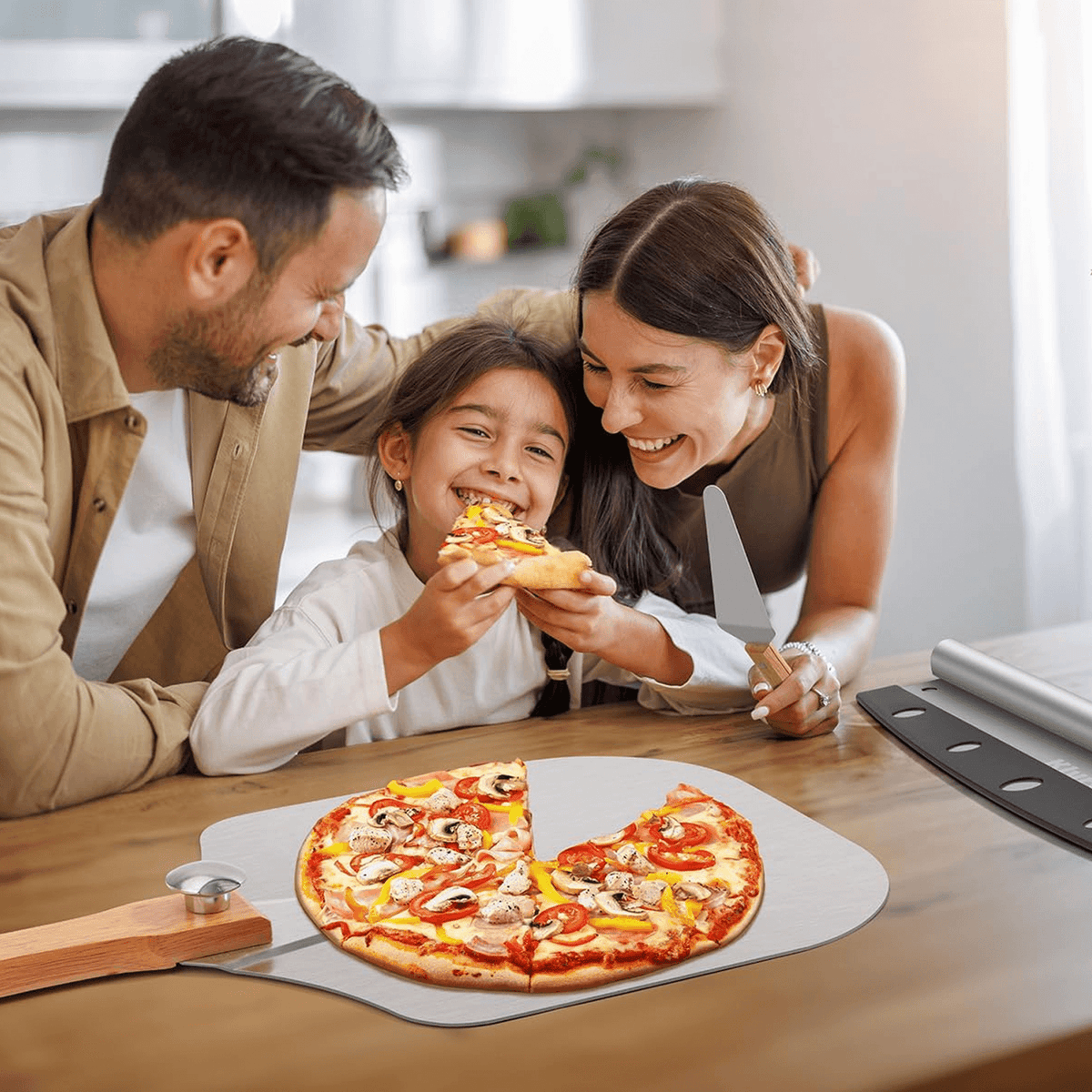 12 Inch Pizza Peel – Aluminium Pizza Peel with Wood Handle Foldable Design Pizza Cutter Cookware - Tophatter Daily Deals