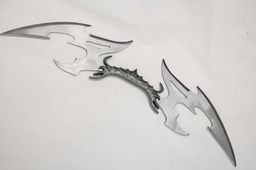 Star Trek Ceremonial Bat'Leth Sword - Tophatter Daily Deals