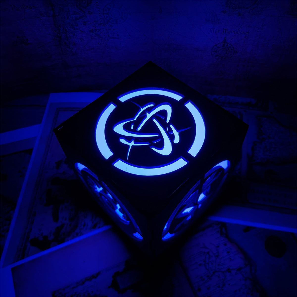Hybrid Protoss Inspired Wood Cube Light Desk Decor - Tophatter Daily Deals