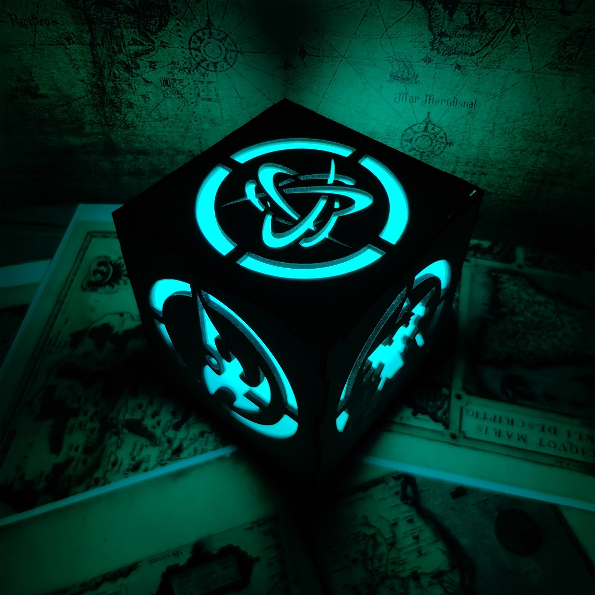 Hybrid Protoss Inspired Wood Cube Light Desk Decor - Tophatter Daily Deals