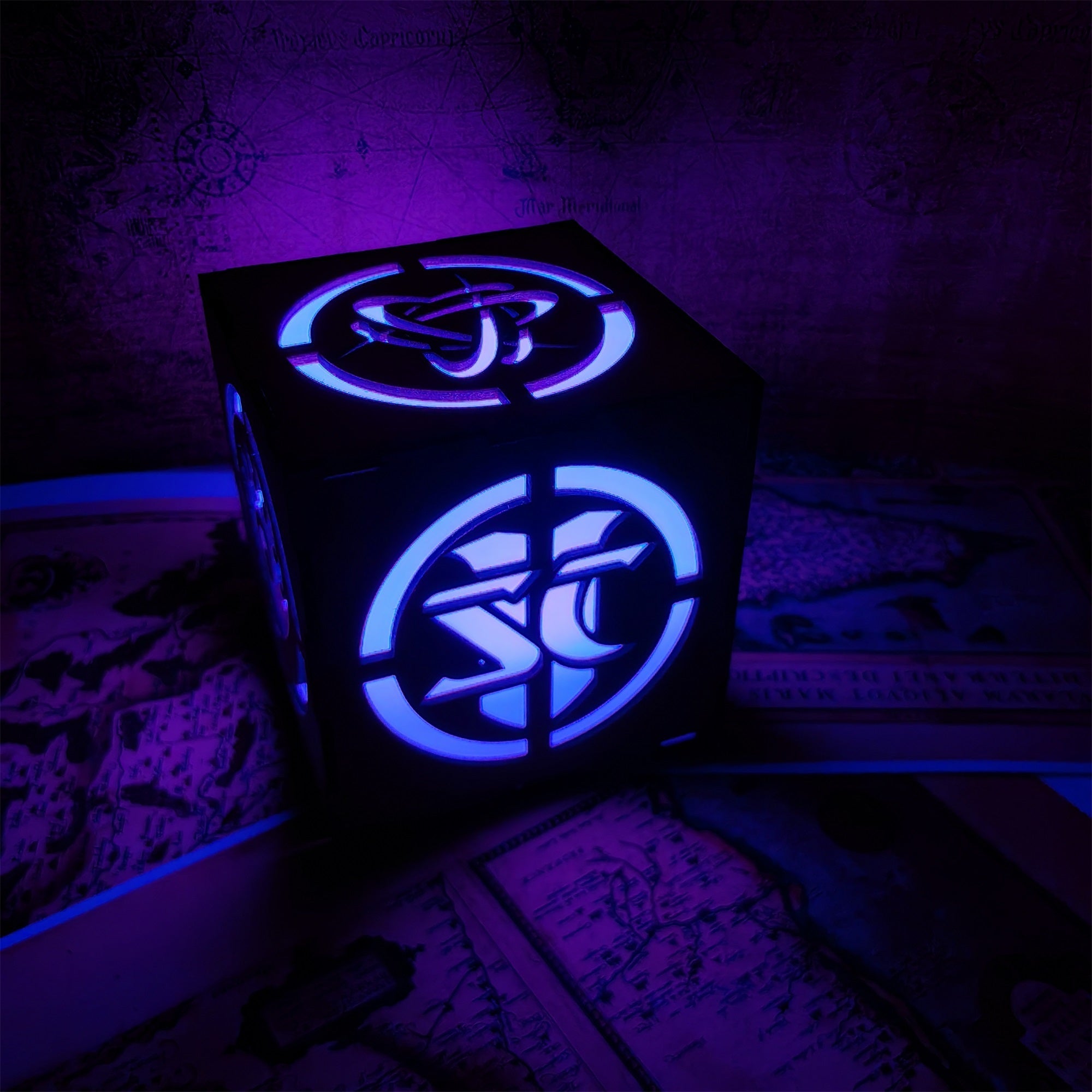 Hybrid Protoss Inspired Wood Cube Light Desk Decor - Tophatter Daily Deals