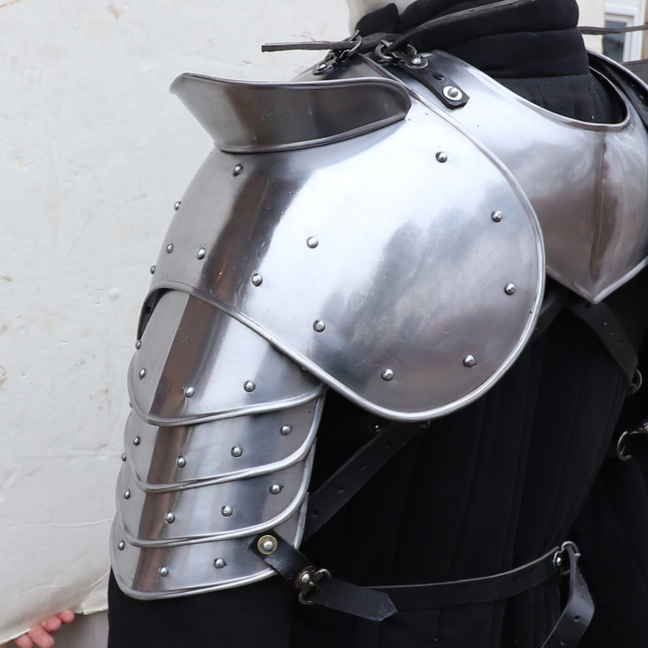 Steel Defender Riveted Pauldrons with Sword Breakers historical period - Tophatter Daily Deals