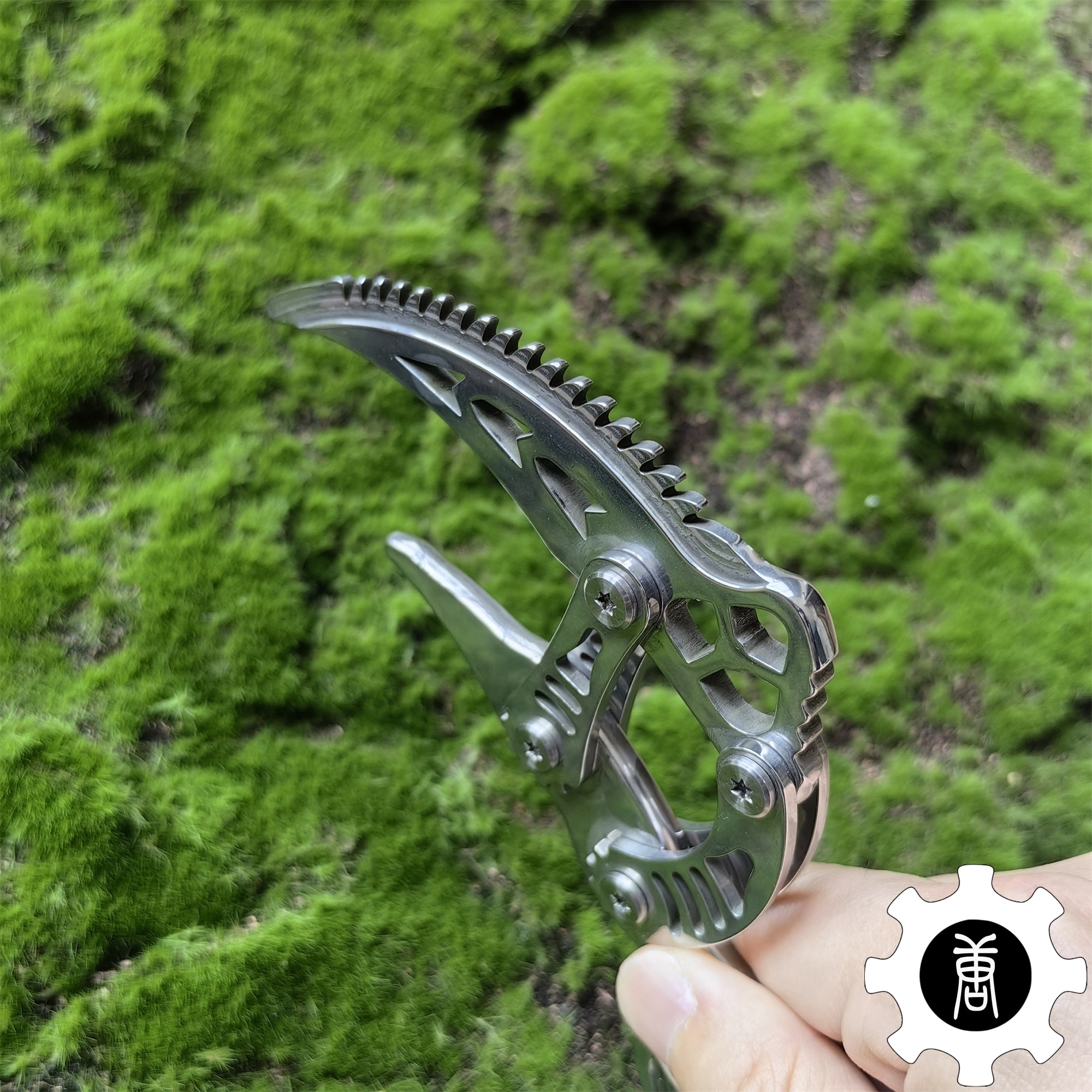 High-End Steel Karambit Knife Blunt Blade Karambit Trainer - Tophatter Daily Deals