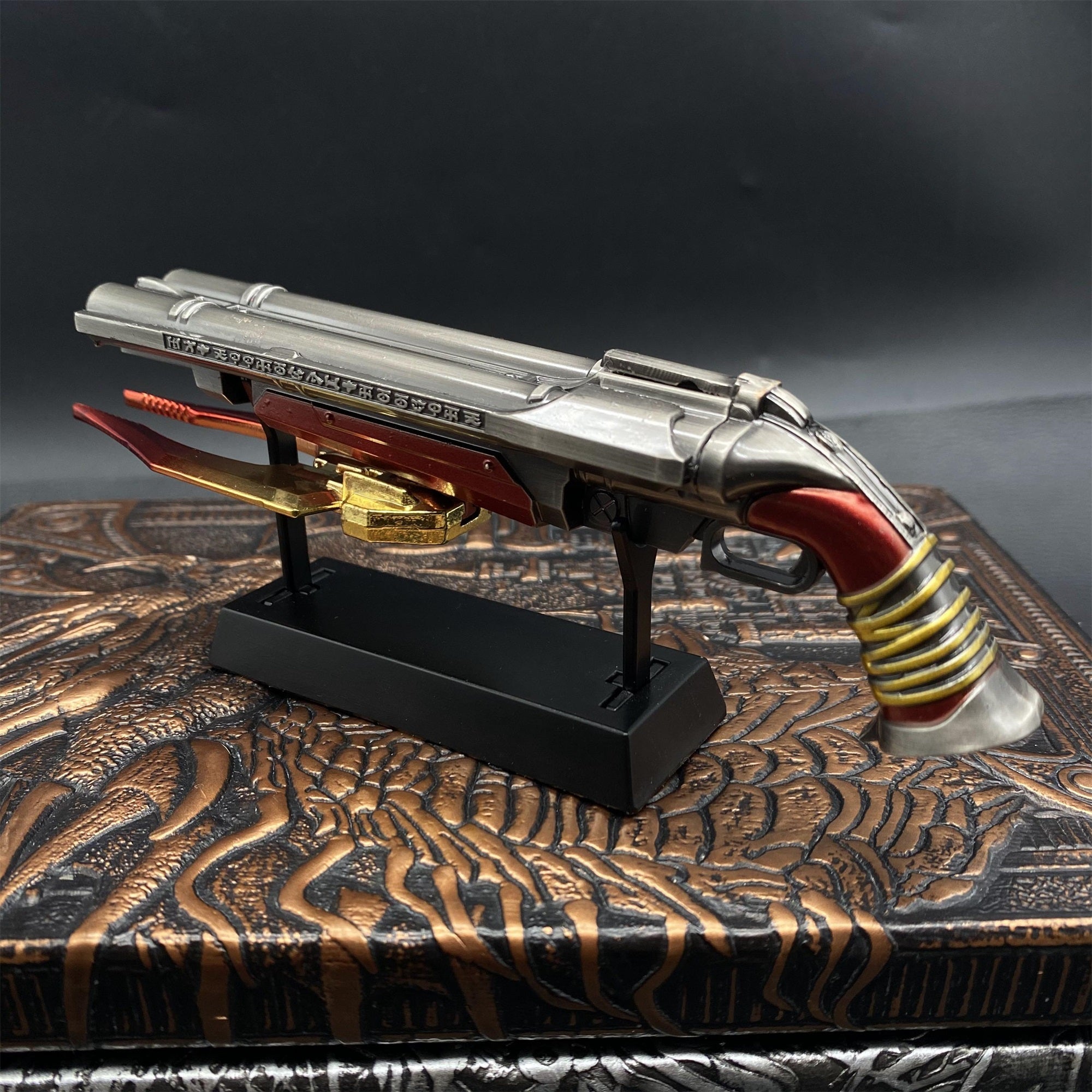 1:4 Metal Super Shotgun Miniature Craft - Tophatter Daily Deals