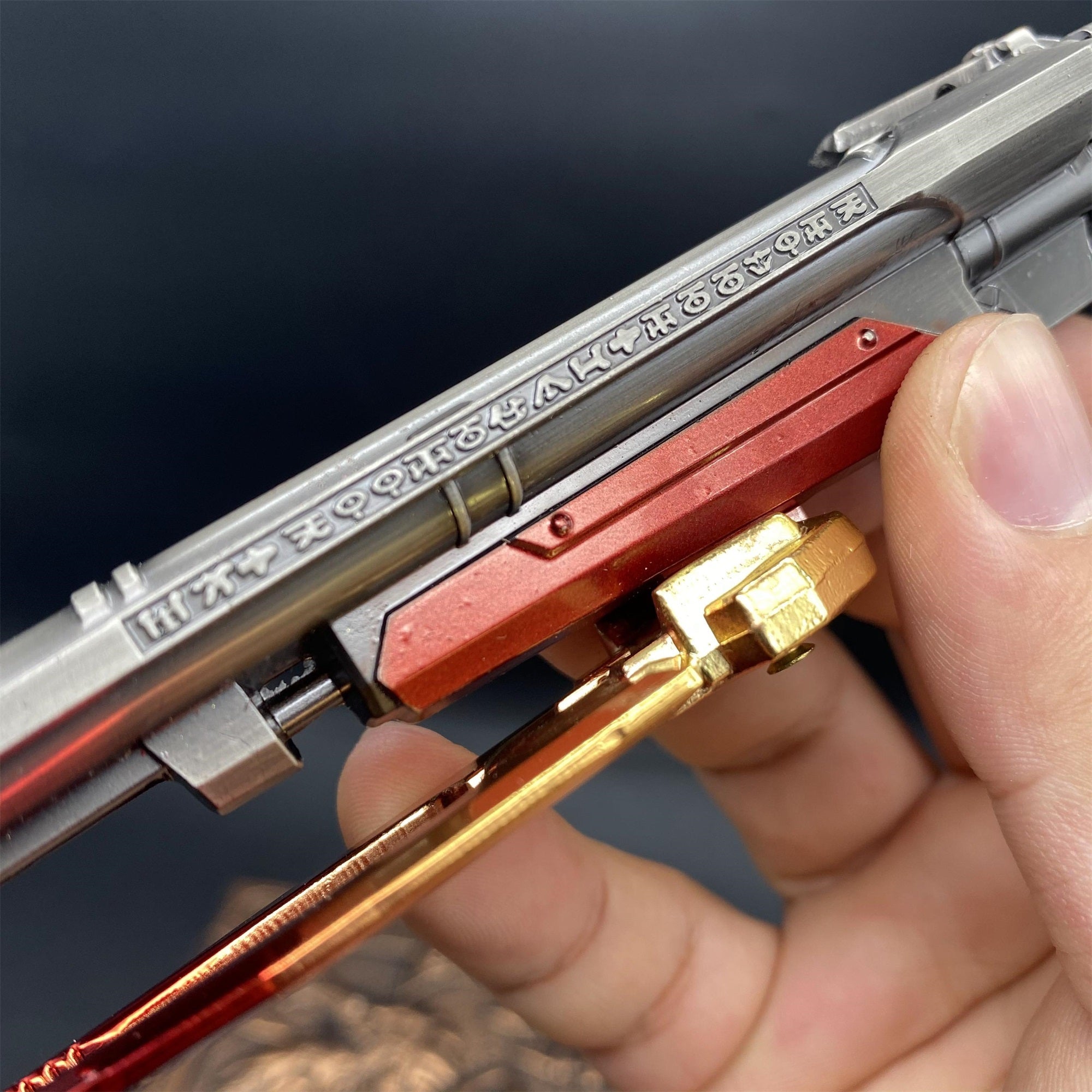 1:4 Metal Super Shotgun Miniature Craft - Tophatter Daily Deals