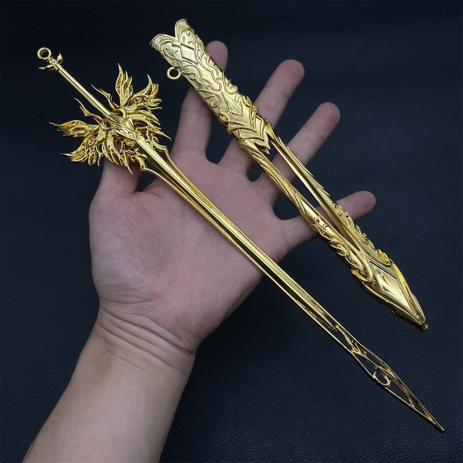 Anime Peripherals Metal Tiny Sword Replicas Qian Renxue Angel's Sword - Tophatter Daily Deals
