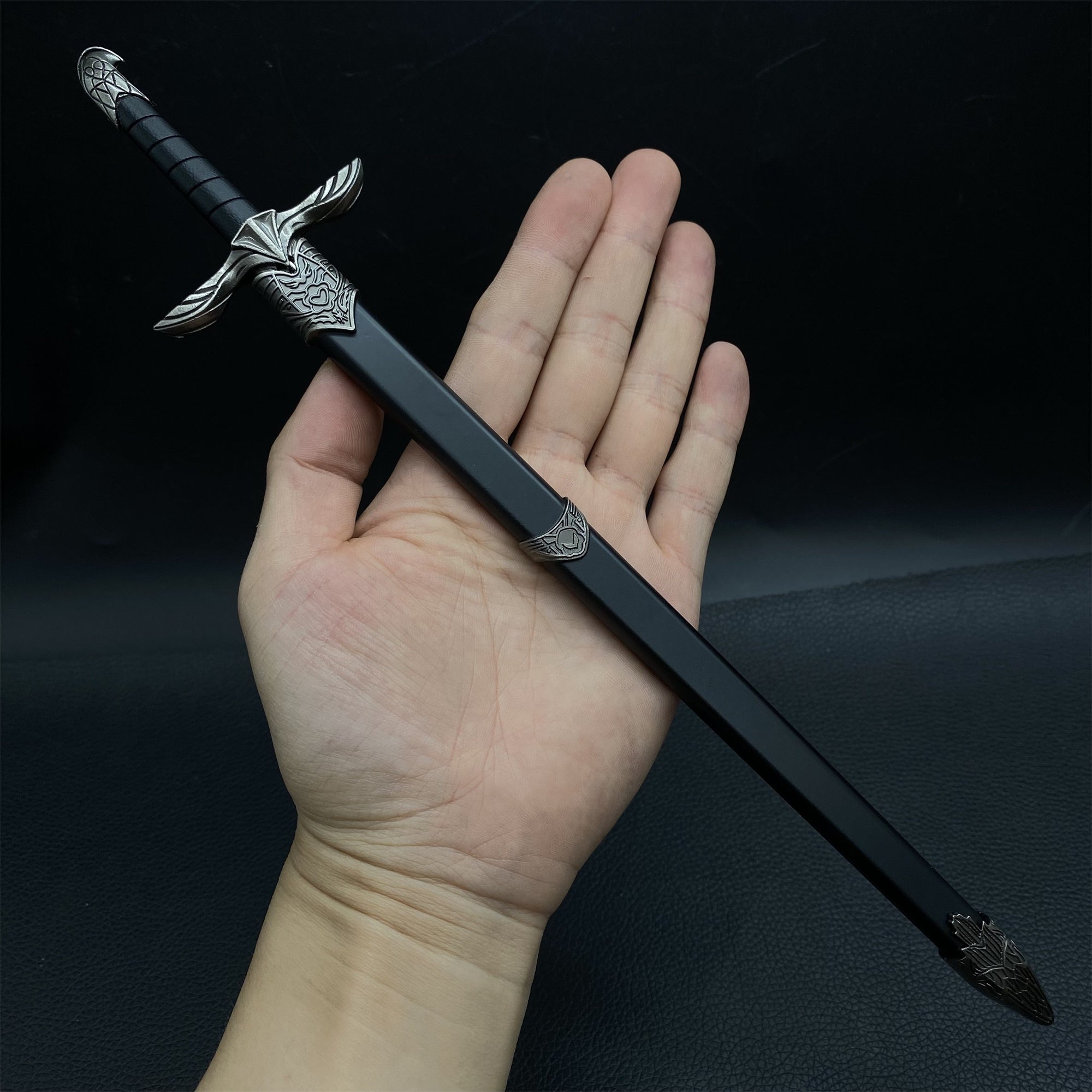 Sword of Altaïr Metal Miniature 30CM/11.8