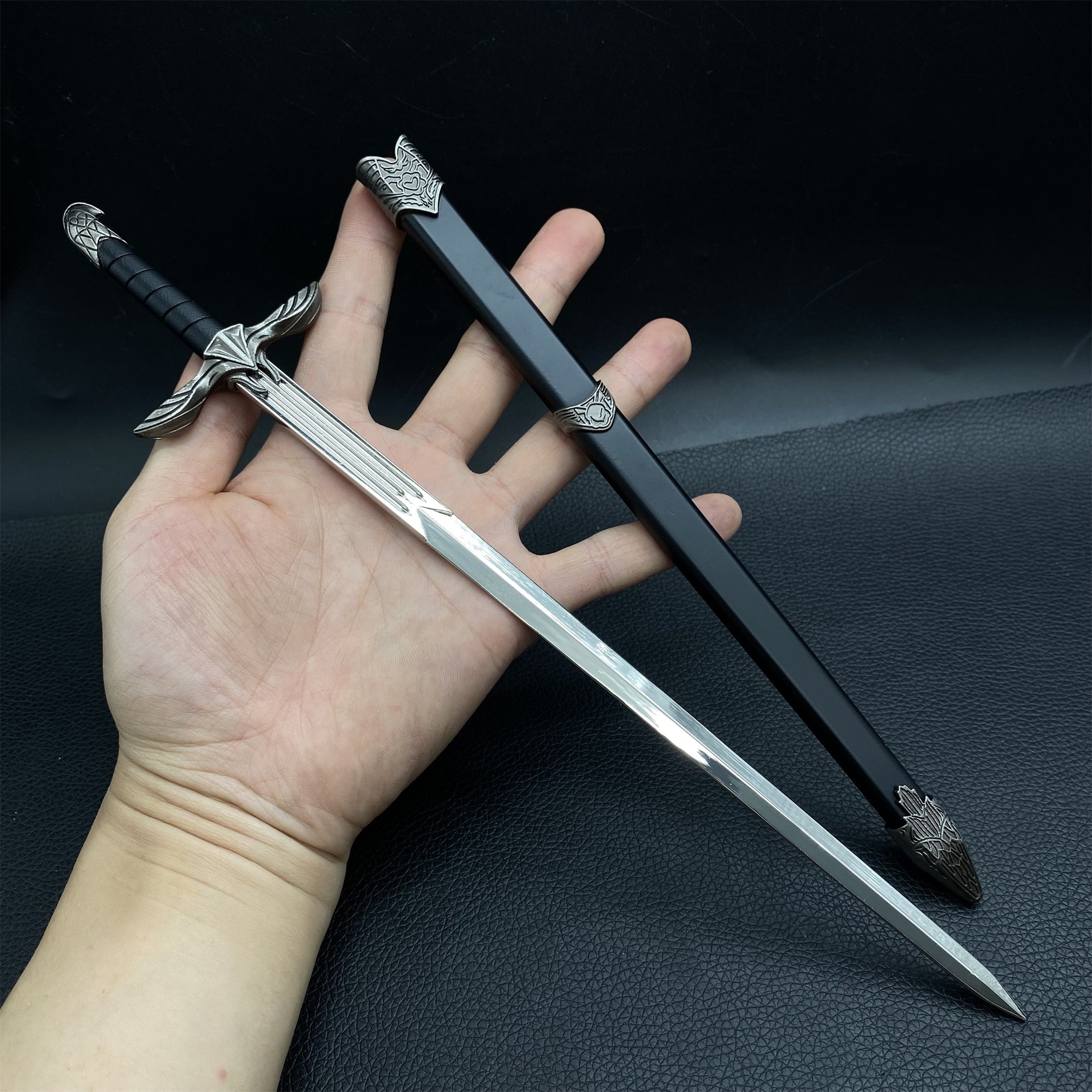 Sword of Altaïr Metal Miniature 30CM/11.8