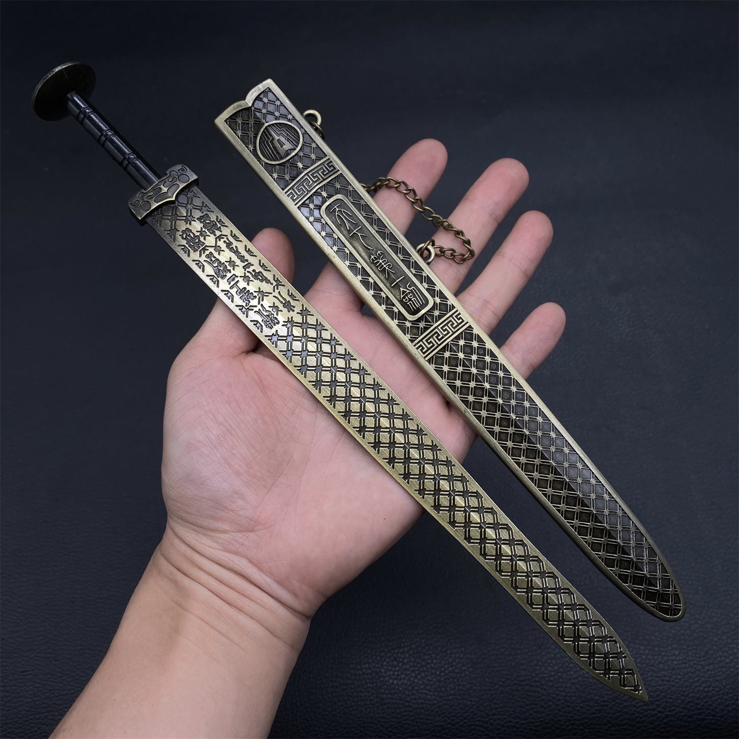 Chinese Style Swords Metal Tiny Sword Replicas Yue King Sword - Tophatter Daily Deals