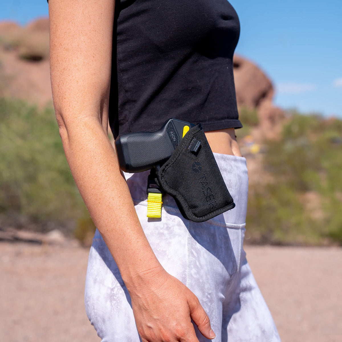 TASER Pulse 2 TASER Gun - Tophatter Daily Deals