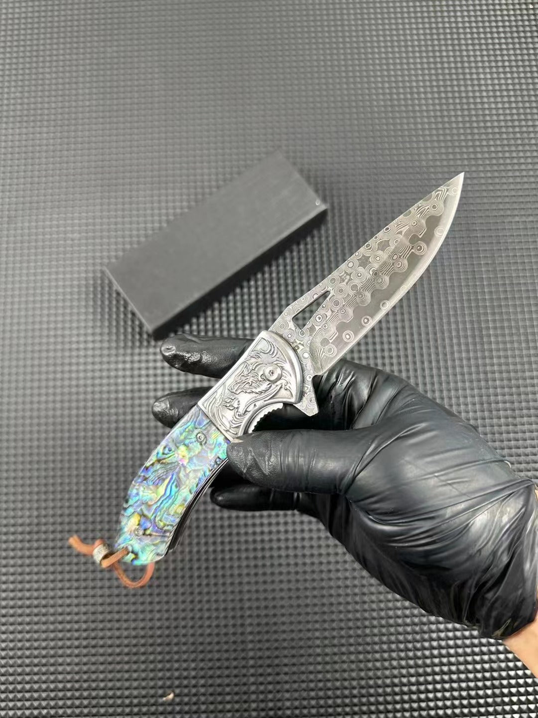 Tempest Damascus Blade - Tophatter Daily Deals