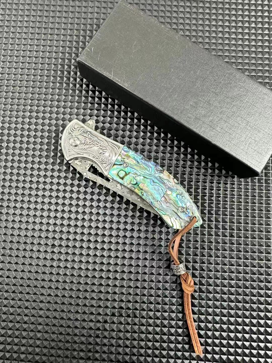 Tempest Damascus Blade - Tophatter Daily Deals