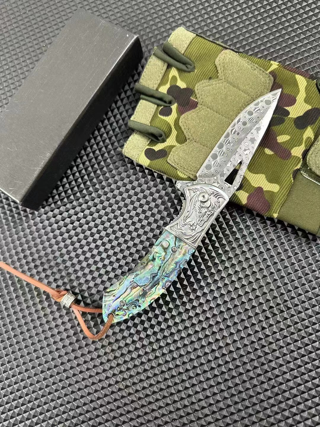Tempest Damascus Blade - Tophatter Daily Deals