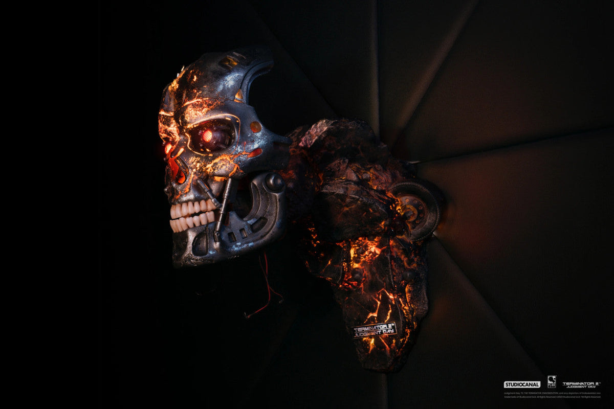 Terminator - Purearts T-800 Battle Damaged Art Mask Mask - Tophatter Daily Deals