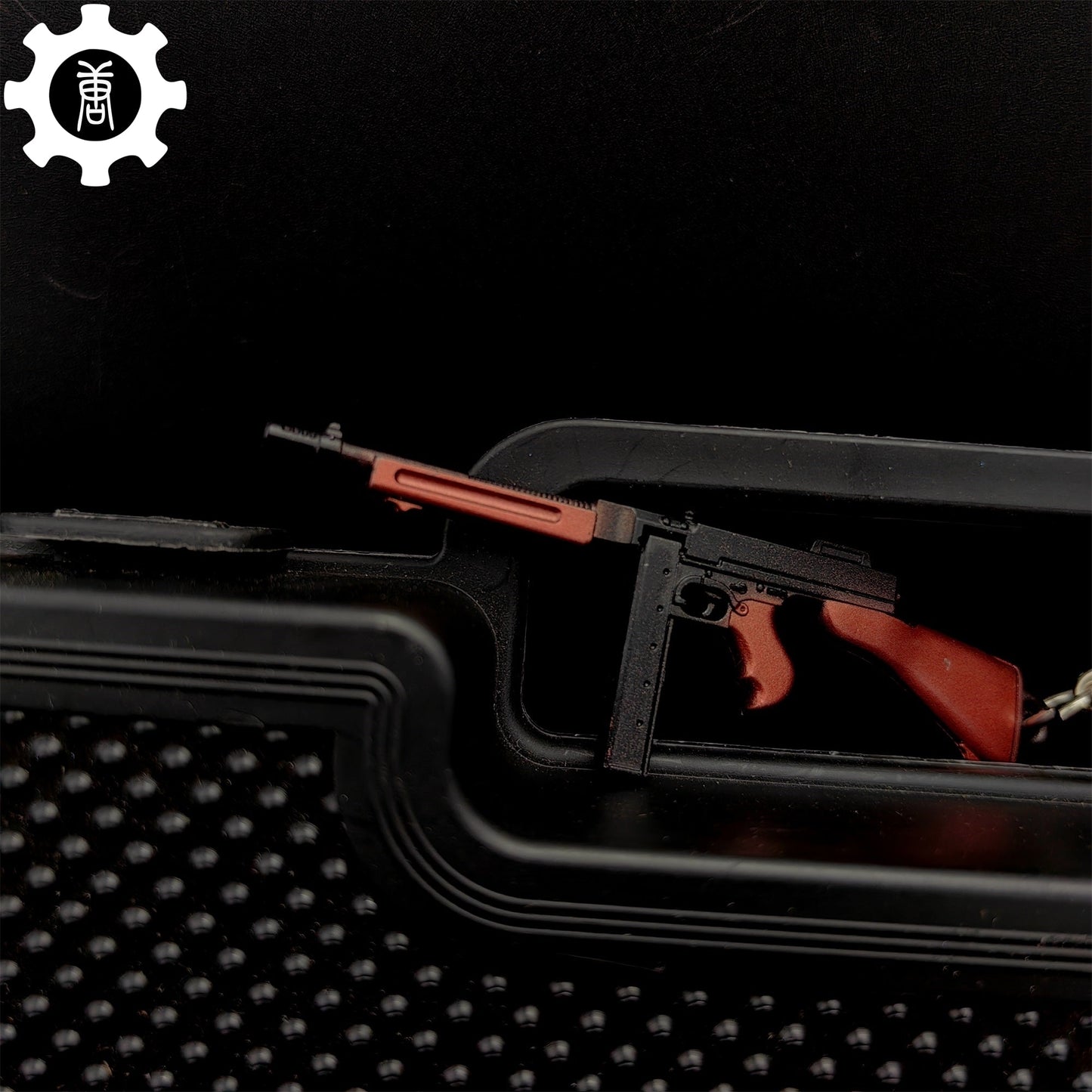 10 in 1 World Famous Submachine Gun SMG Keychain Thompson - Tophatter Daily Deals